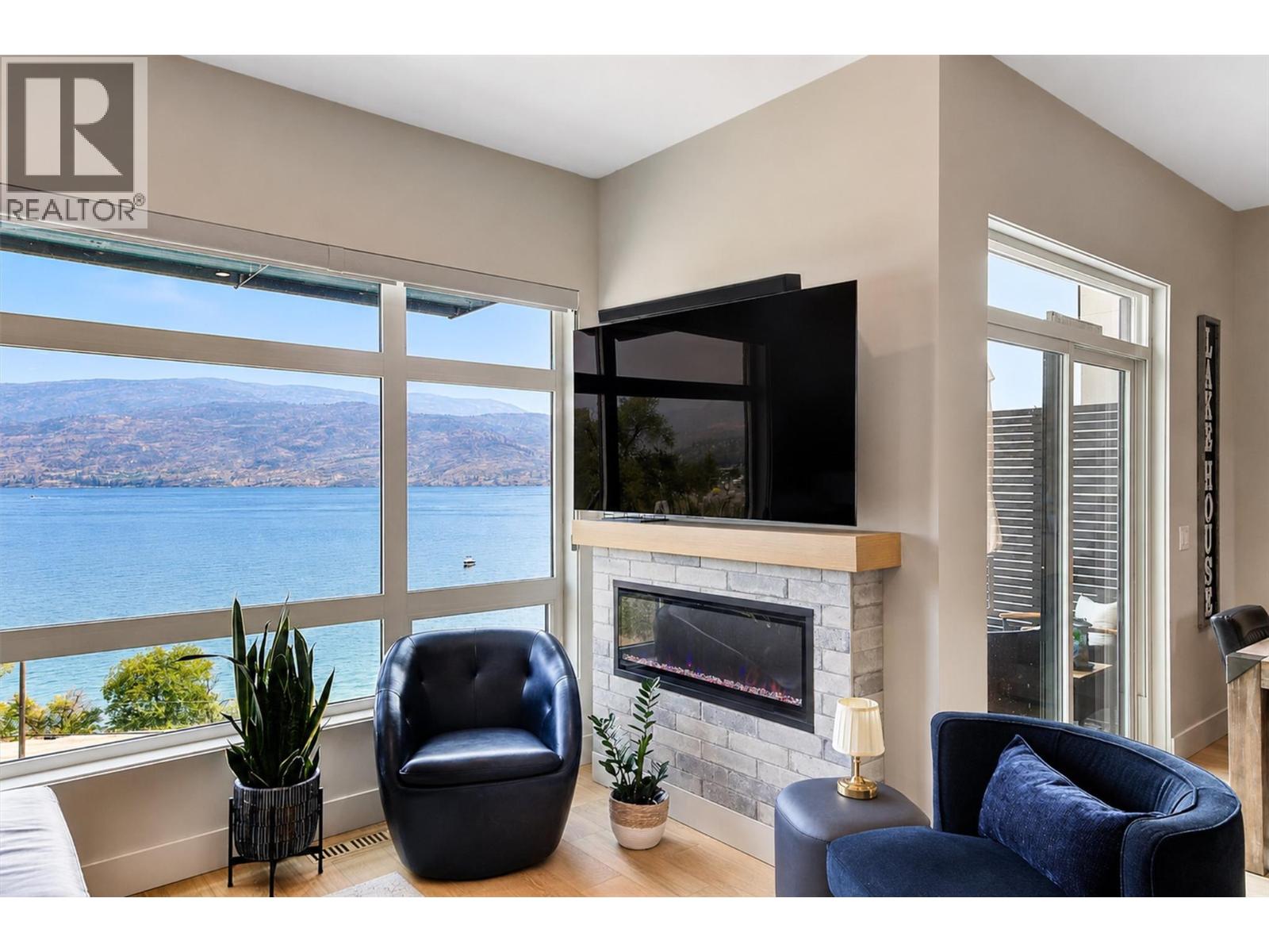 5979 Princess Street, Peachland, British Columbia  V0H 1X7 - Photo 9 - 10396325