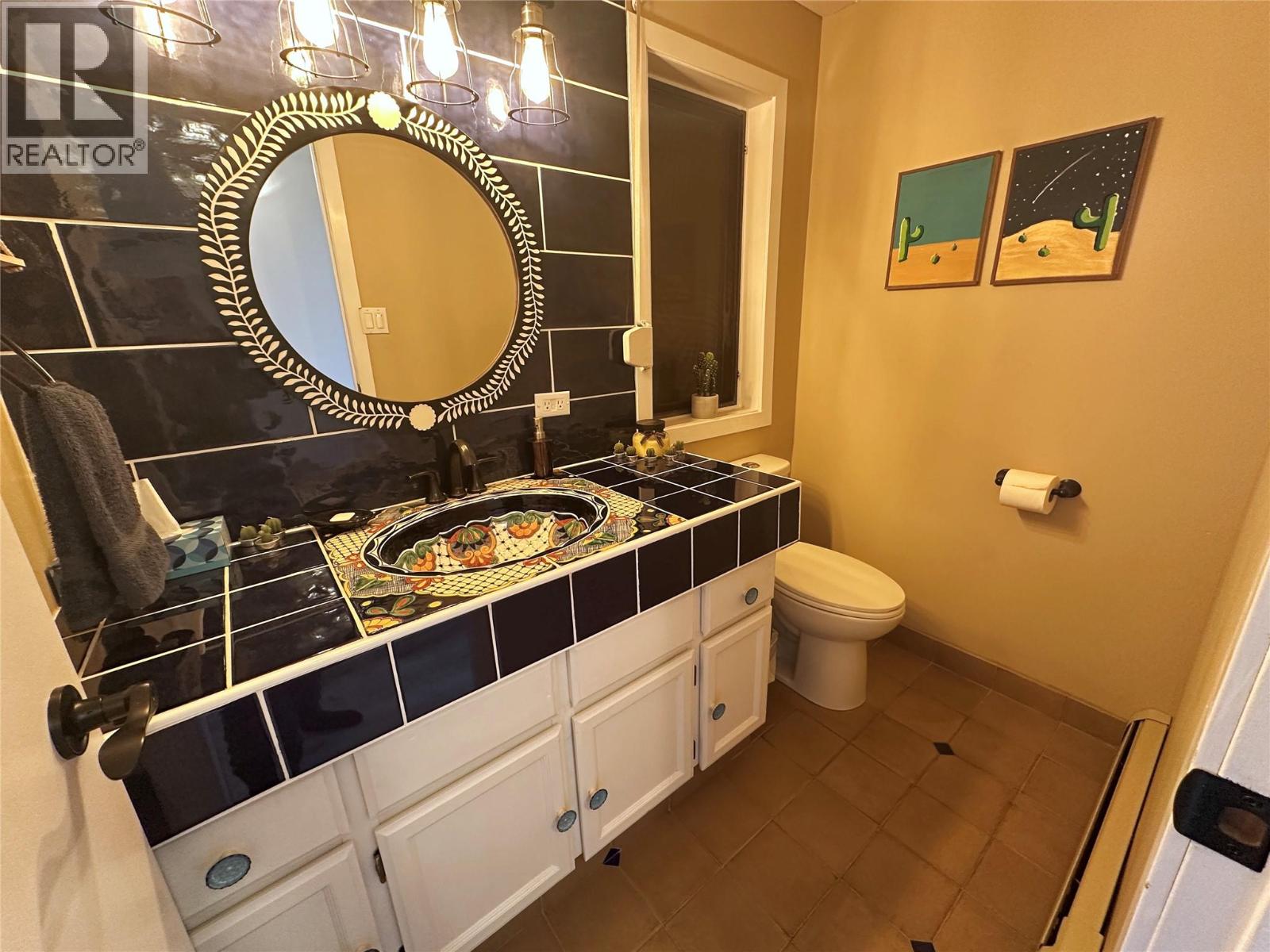 2428 Blind Bay Road, Blind Bay, British Columbia  V0E 1H2 - Photo 11 - 10396559