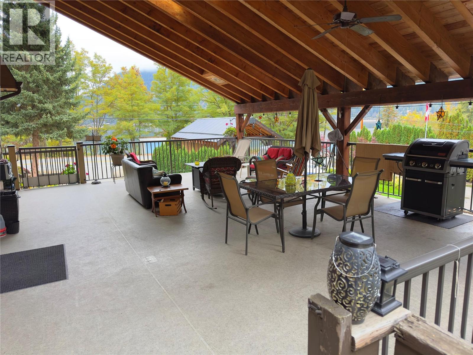 2428 Blind Bay Road, Blind Bay, British Columbia  V0E 1H2 - Photo 4 - 10396559