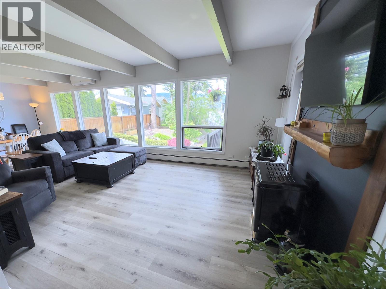 2428 Blind Bay Road, Blind Bay, British Columbia  V0E 1H2 - Photo 9 - 10396559