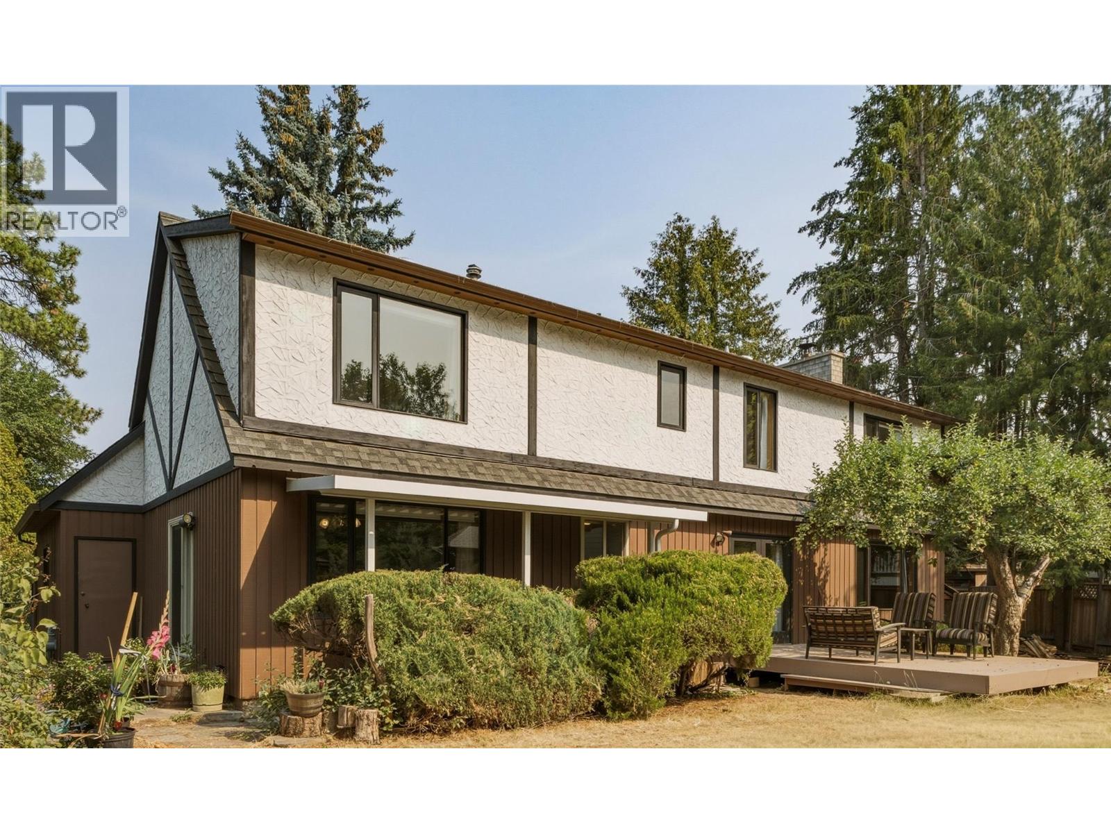 7603 De Jong Drive, Coldstream, British Columbia  V1B 1P2 - Photo 2 - 10396520