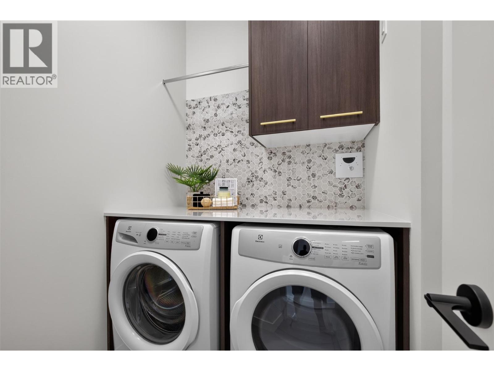 3800 Capozzi Road Unit# Ph2, Kelowna, British Columbia  V1W 0J6 - Photo 31 - 10394124