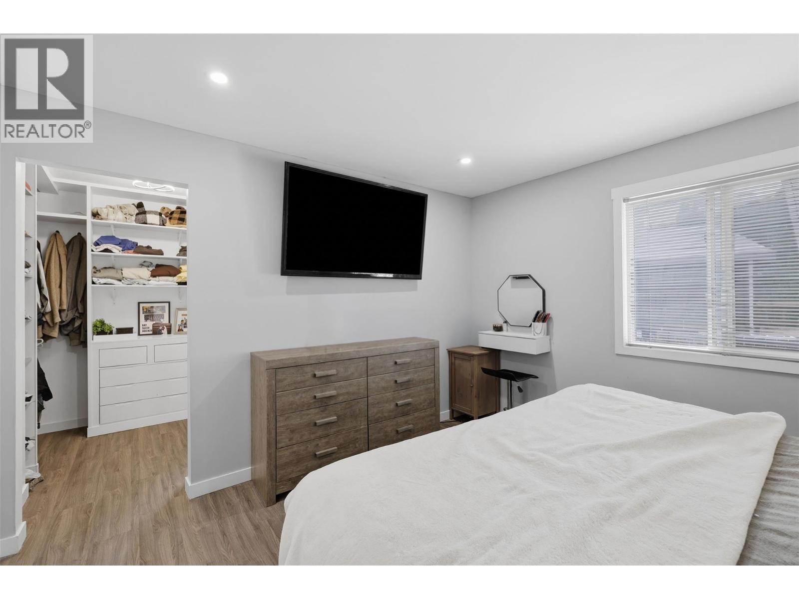 728 Driftwood Place, Kamloops, British Columbia  V2B 7Y5 - Photo 20 - 10396231