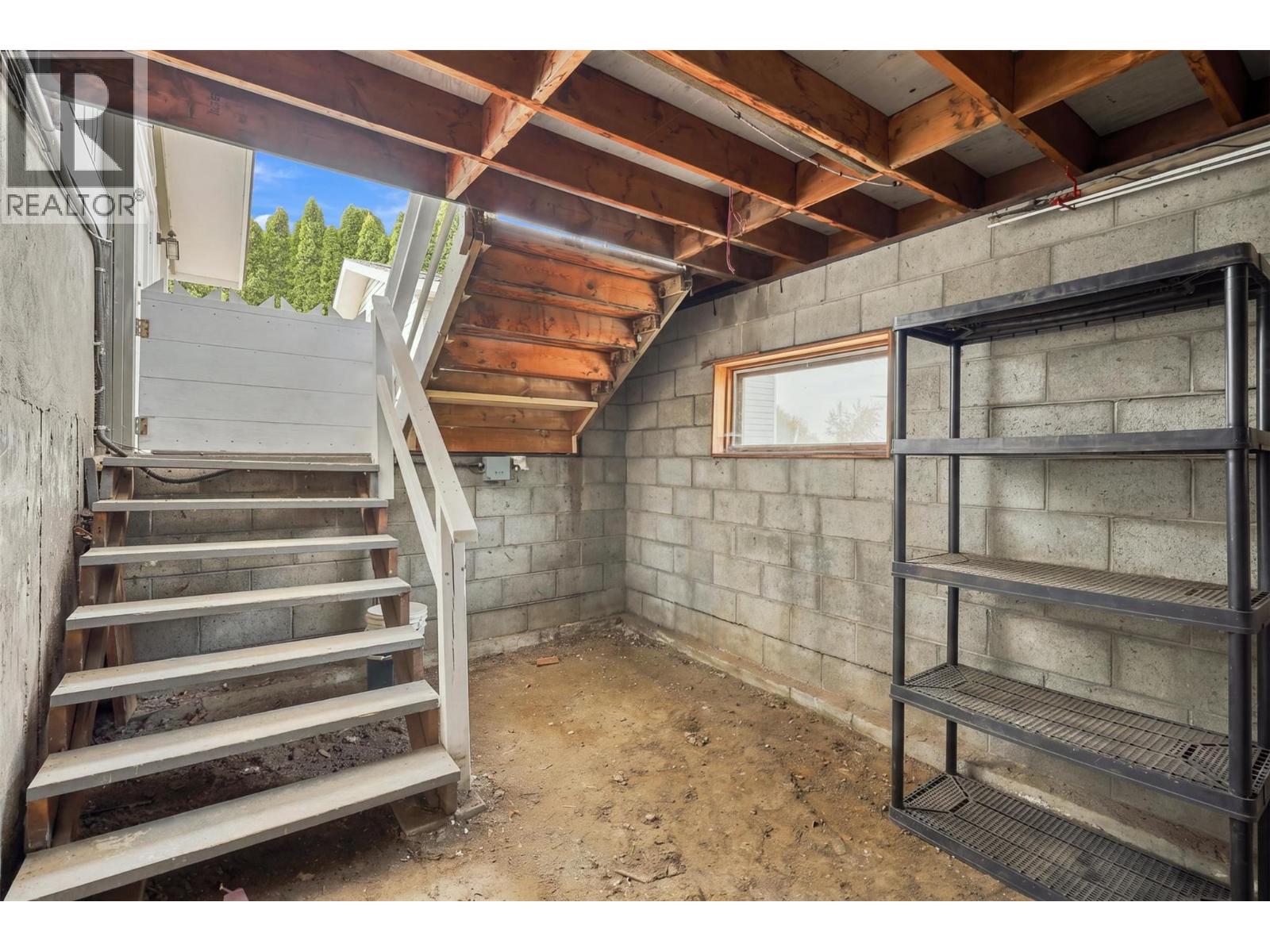 728 Driftwood Place, Kamloops, British Columbia  V2B 7Y5 - Photo 57 - 10396231