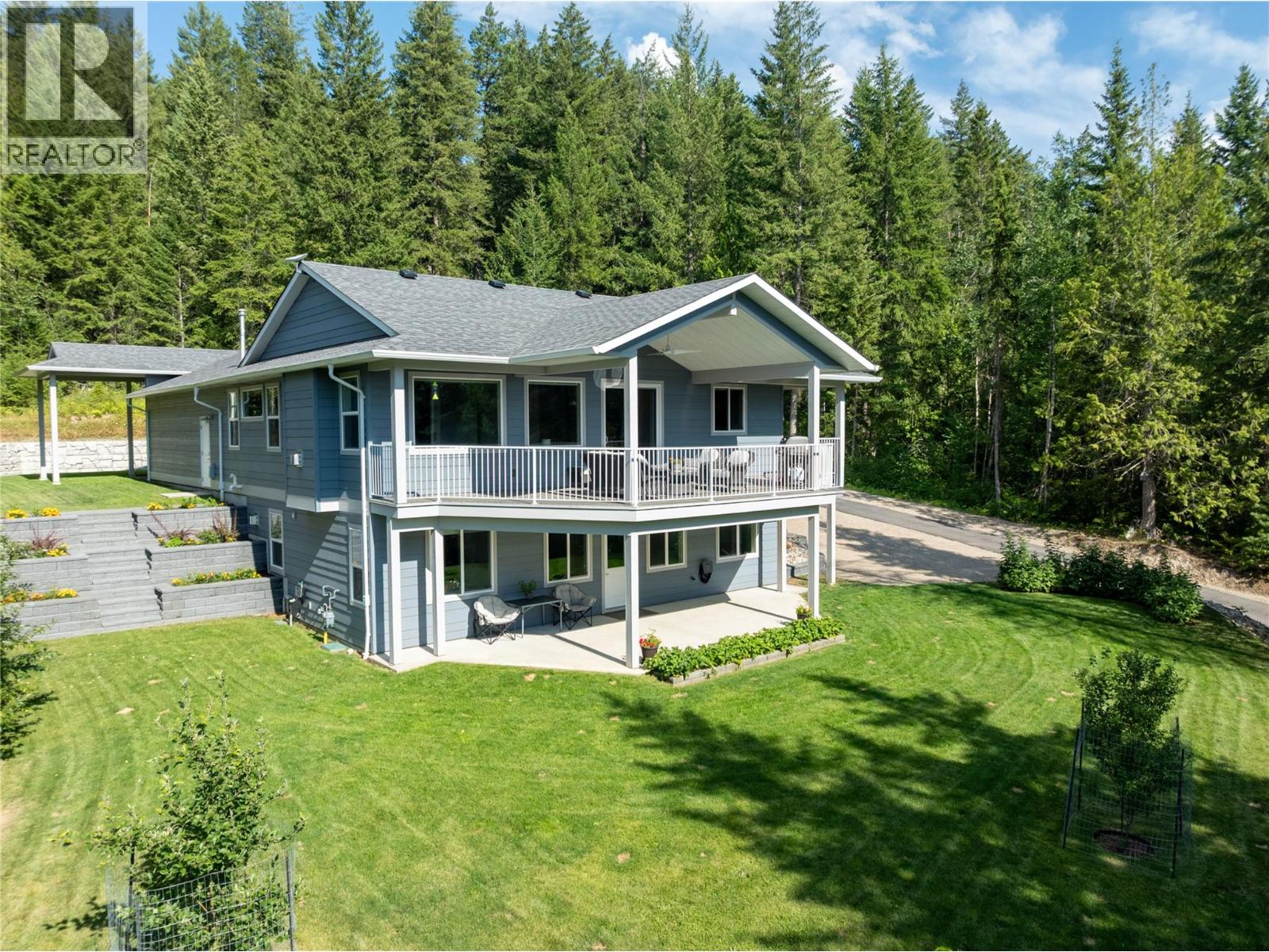 2592 Alpen Paradies Road Unit# 58, Blind Bay, British Columbia  V0E 1H1 - Photo 1 - 10395211