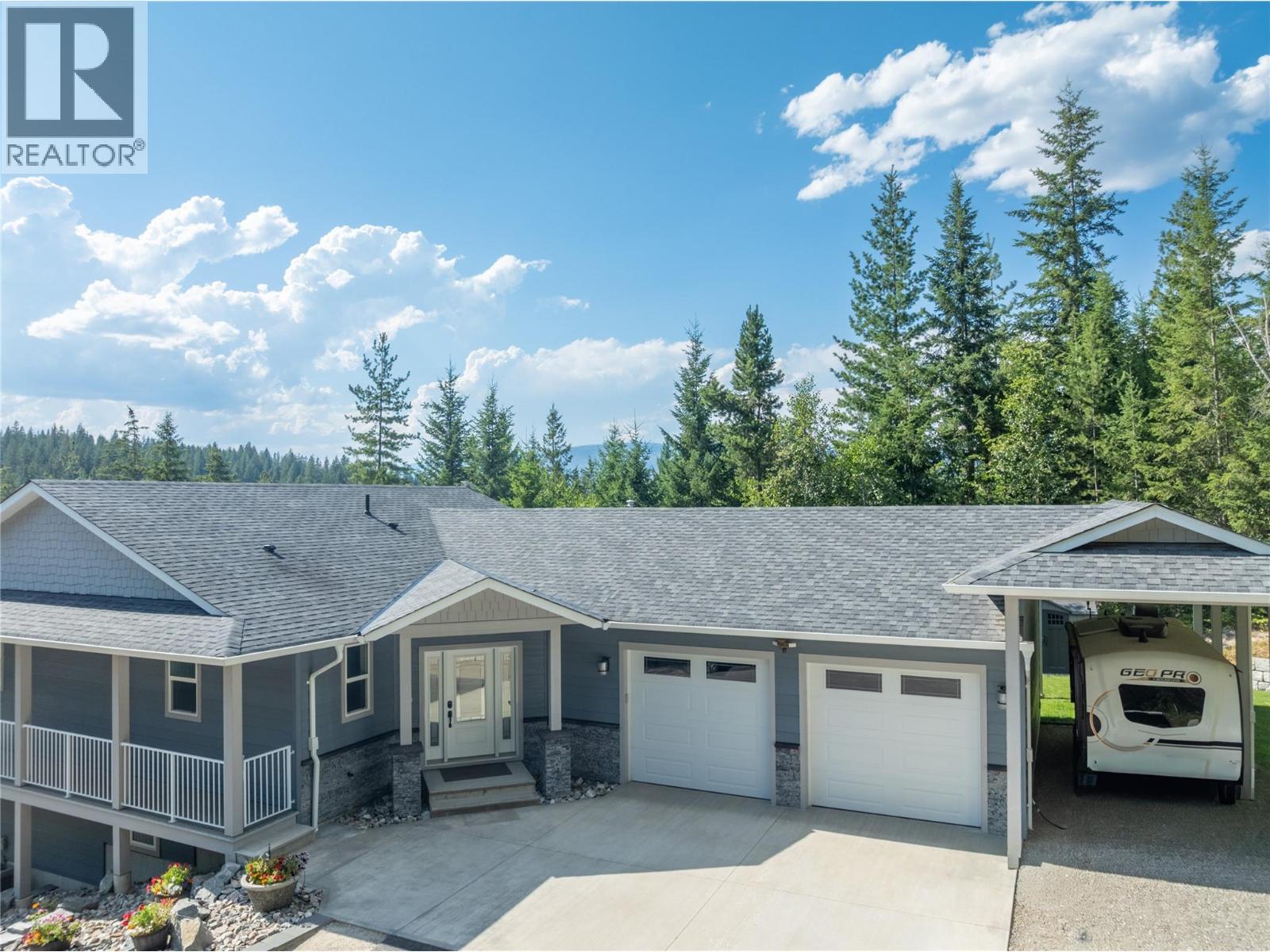 2592 Alpen Paradies Road Unit# 58, Blind Bay, British Columbia  V0E 1H1 - Photo 2 - 10395211