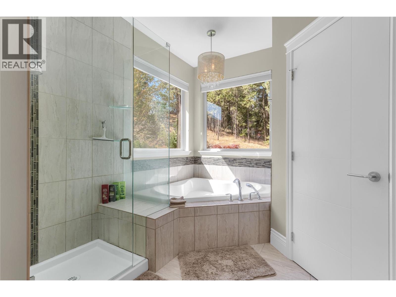 4157 Gallaghers Fairway S, Kelowna, British Columbia  V1W 5G3 - Photo 18 - 10396583