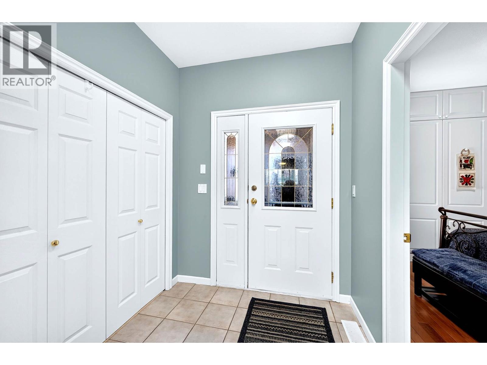650 Harrington Road Unit# 38, Kamloops, British Columbia  V2B 6T7 - Photo 2 - 10396504