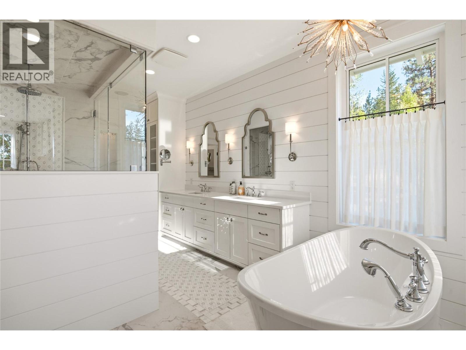 4588 Sallows Road, Kelowna, British Columbia  V1W 4C2 - Photo 27 - 10396481