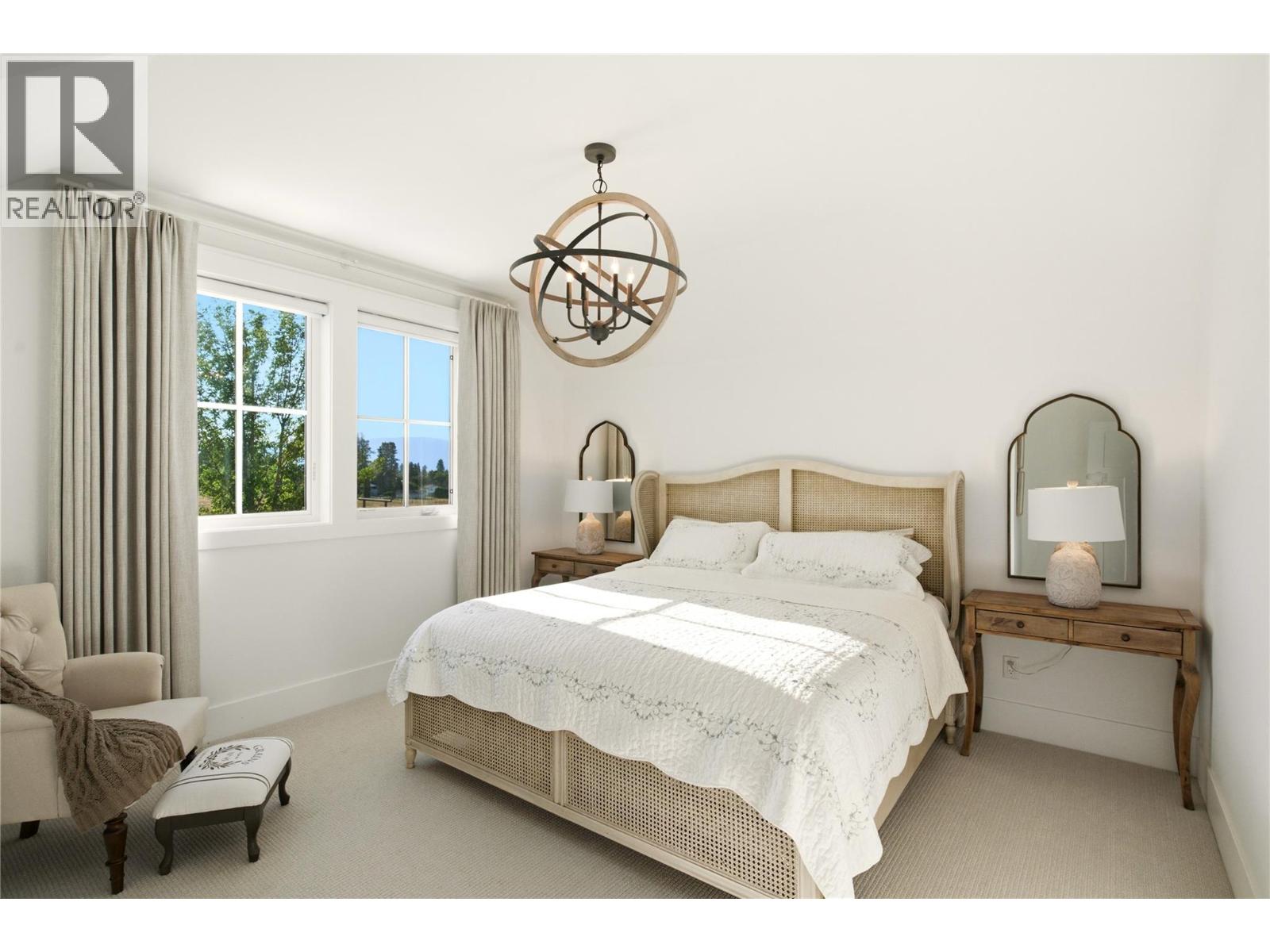 4588 Sallows Road, Kelowna, British Columbia  V1W 4C2 - Photo 30 - 10396481