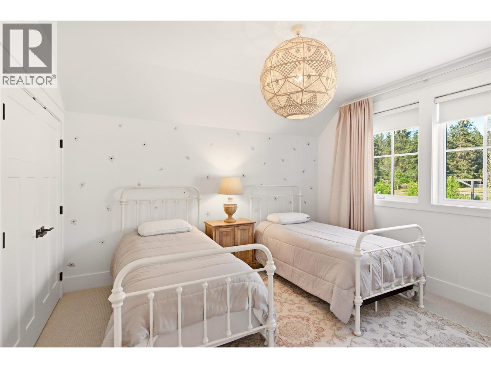 4588 Sallows Road, Kelowna, British Columbia  V1W 4C2 - Photo 34 - 10396481