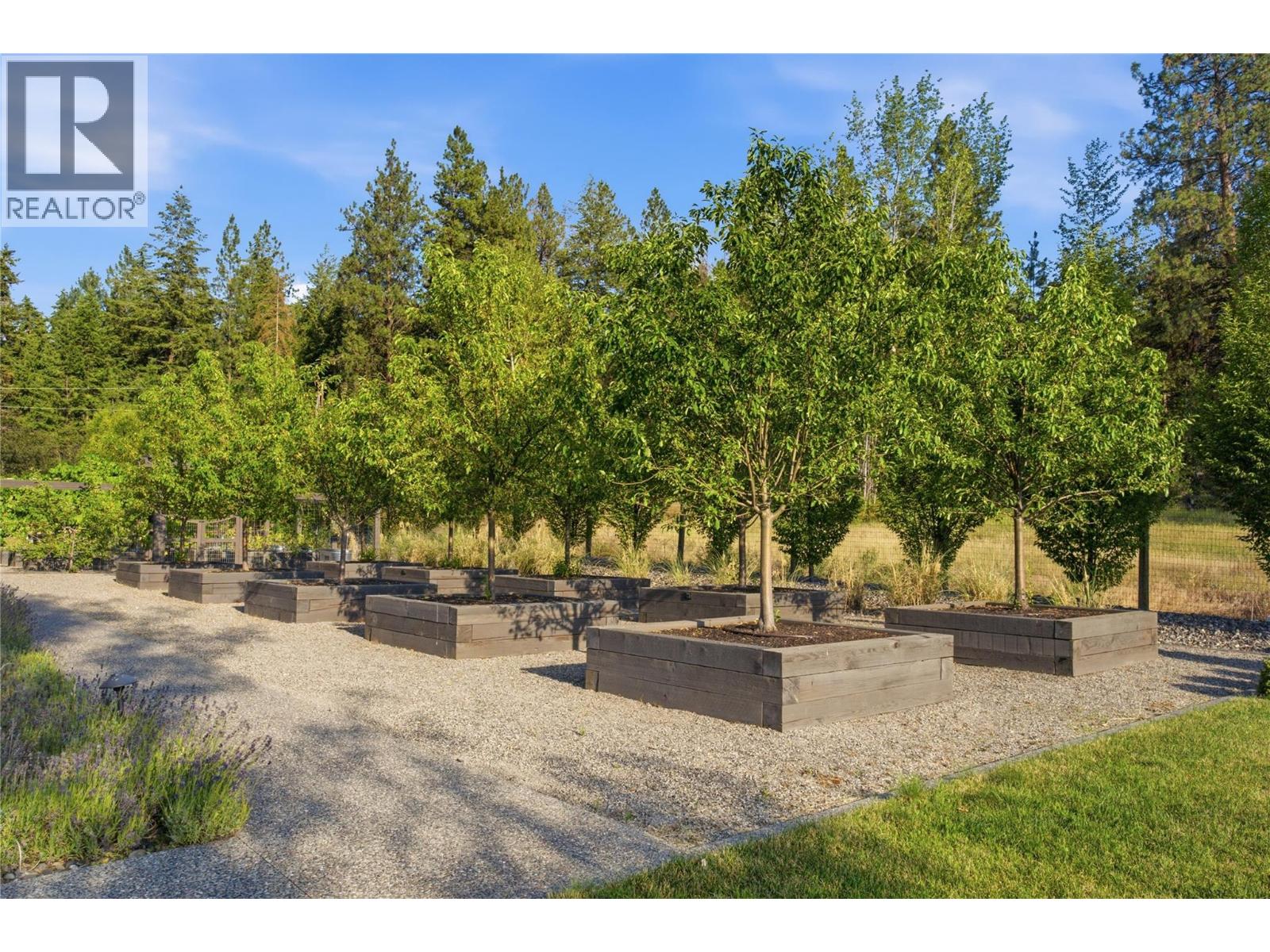 4588 Sallows Road, Kelowna, British Columbia  V1W 4C2 - Photo 44 - 10396481