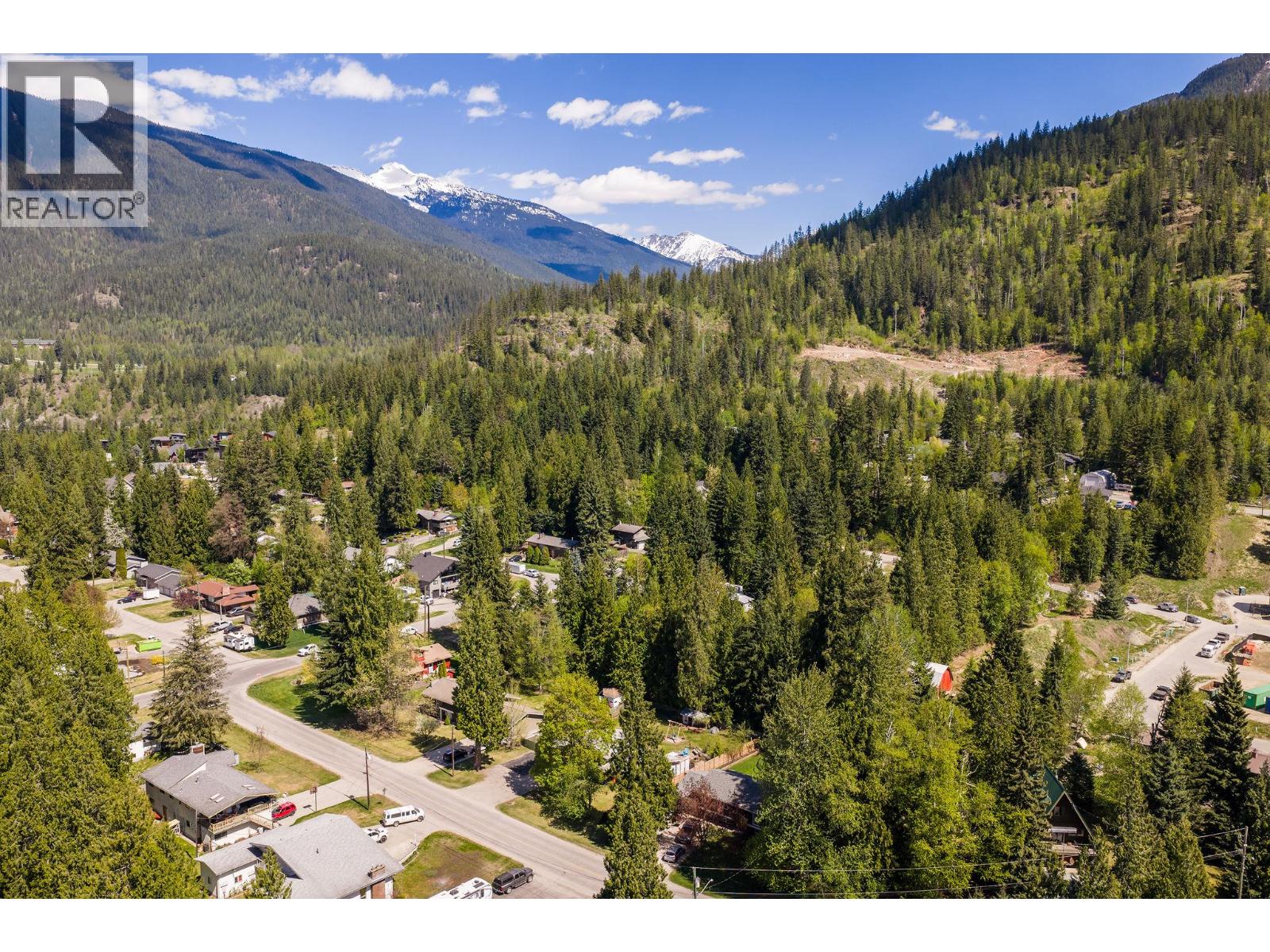 1587 Pratico Road, Revelstoke, British Columbia  V0E 2S1 - Photo 51 - 10395967