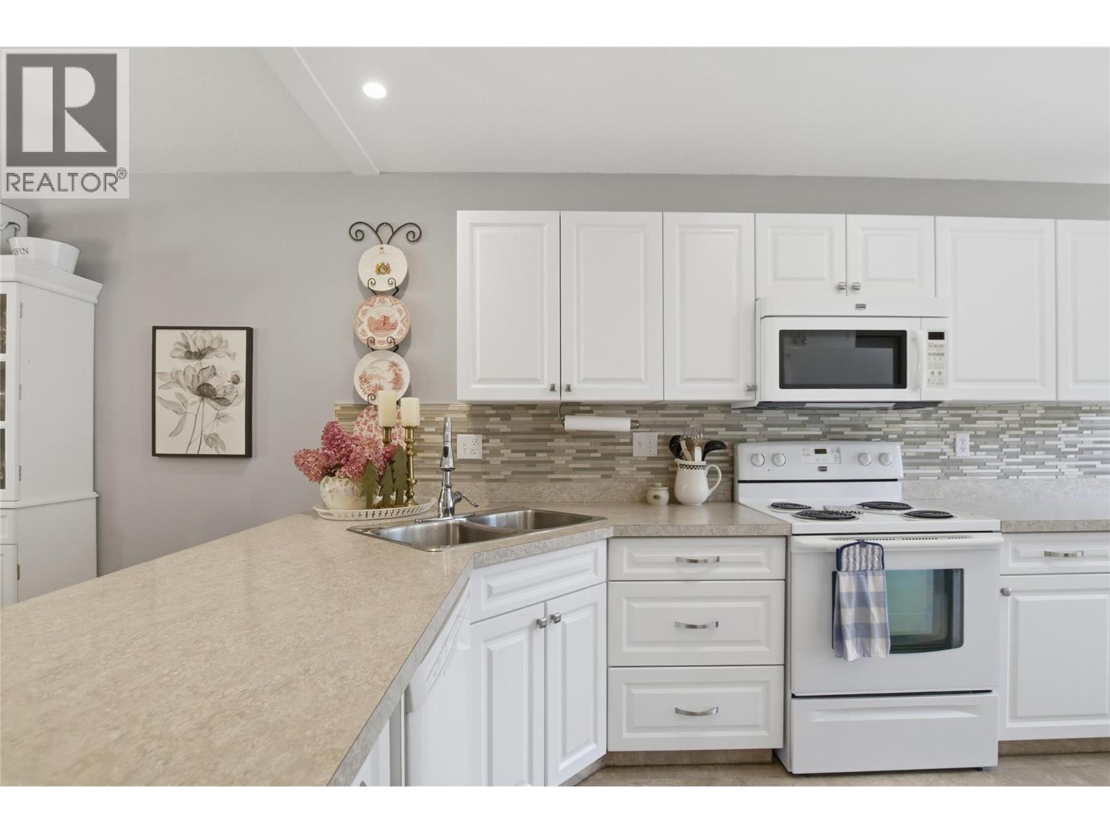 1750 Pacific Way Unit# 6, Kamloops, British Columbia  V2E 2K8 - Photo 7 - 10396618