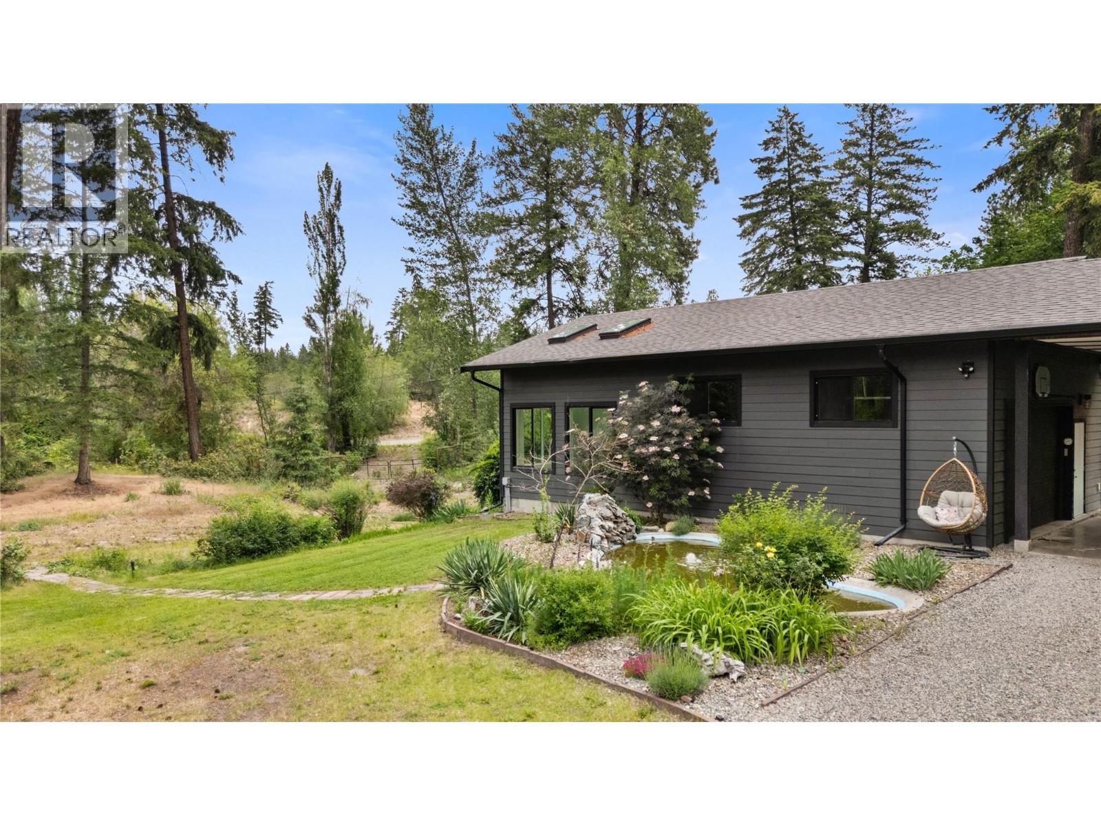 3153 Hall Road, Kelowna, British Columbia  V1W 2R8 - Photo 2 - 10396404