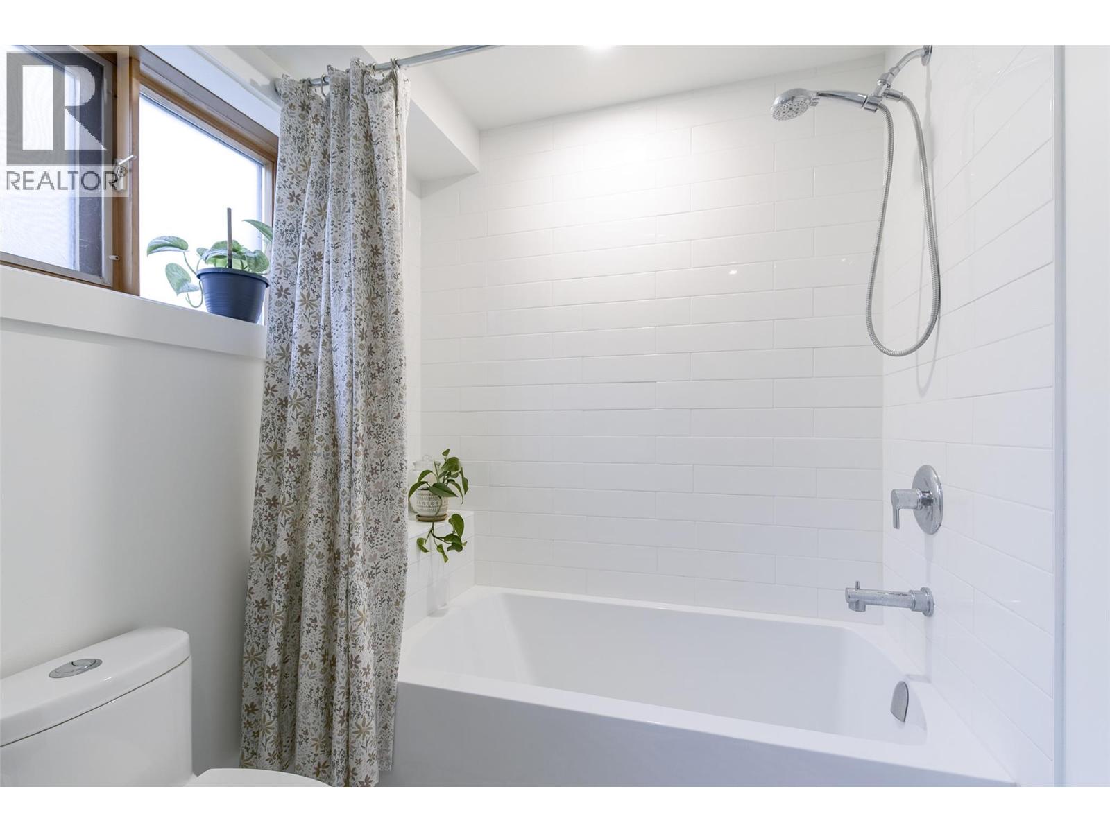 3153 Hall Road, Kelowna, British Columbia  V1W 2R8 - Photo 25 - 10396404
