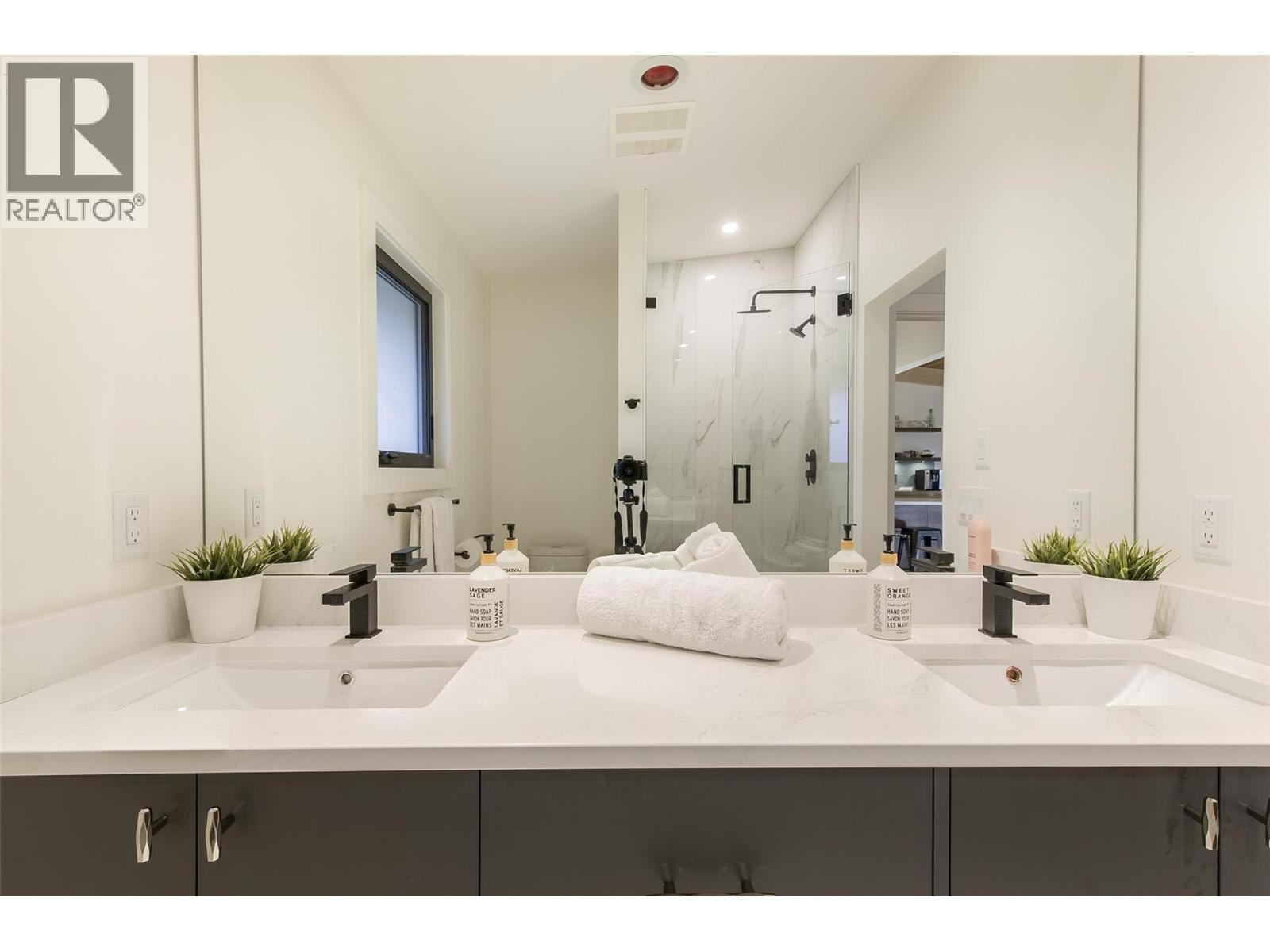 3153 Hall Road, Kelowna, British Columbia  V1W 2R8 - Photo 34 - 10396404