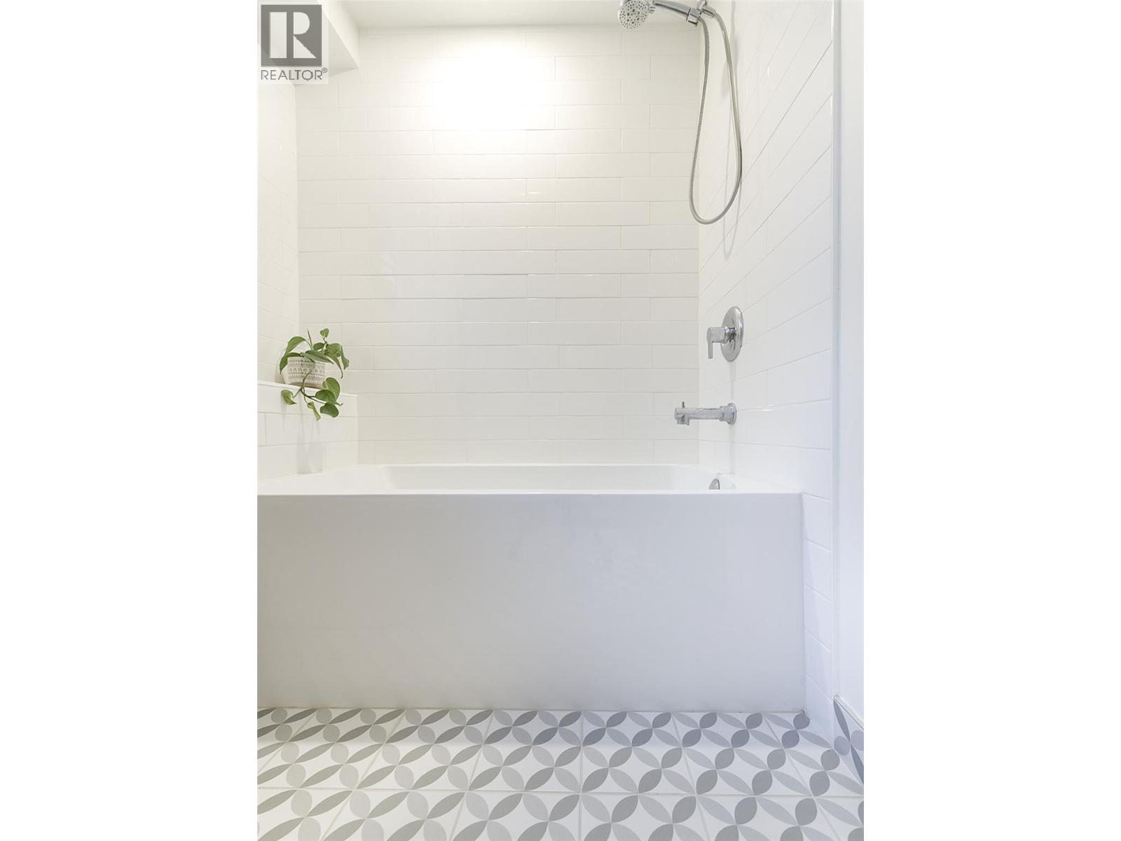 3153 Hall Road, Kelowna, British Columbia  V1W 2R8 - Photo 40 - 10396404