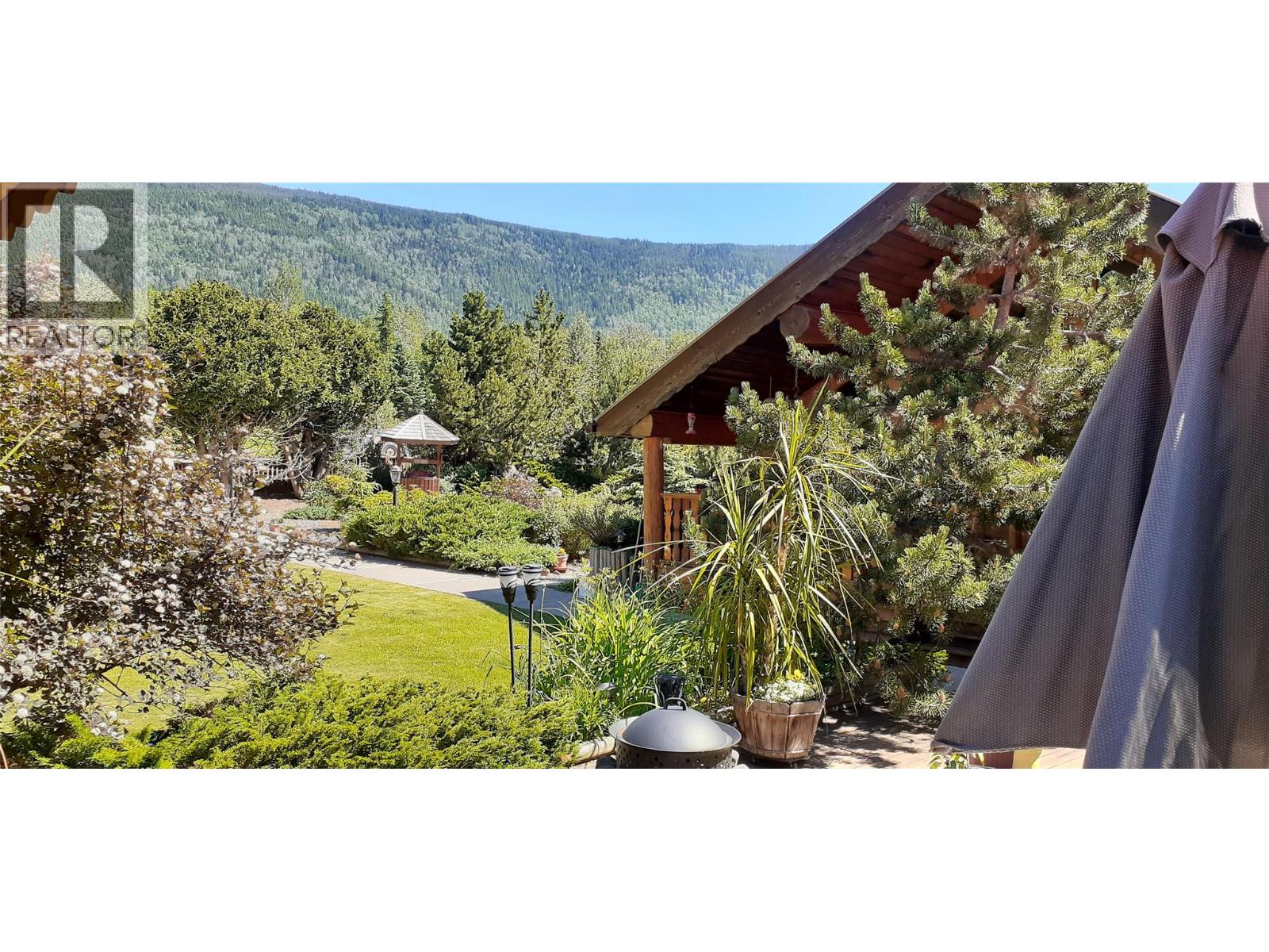 5177 Clearwater Valley Road, Clearwater, British Columbia  V0E 1N1 - Photo 10 - 10396625