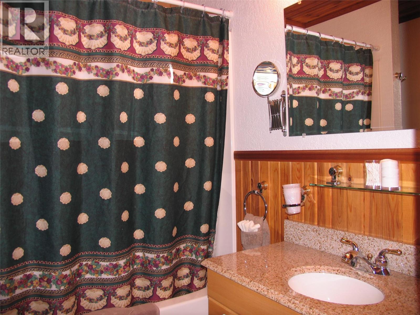 5177 Clearwater Valley Road, Clearwater, British Columbia  V0E 1N1 - Photo 36 - 10396625