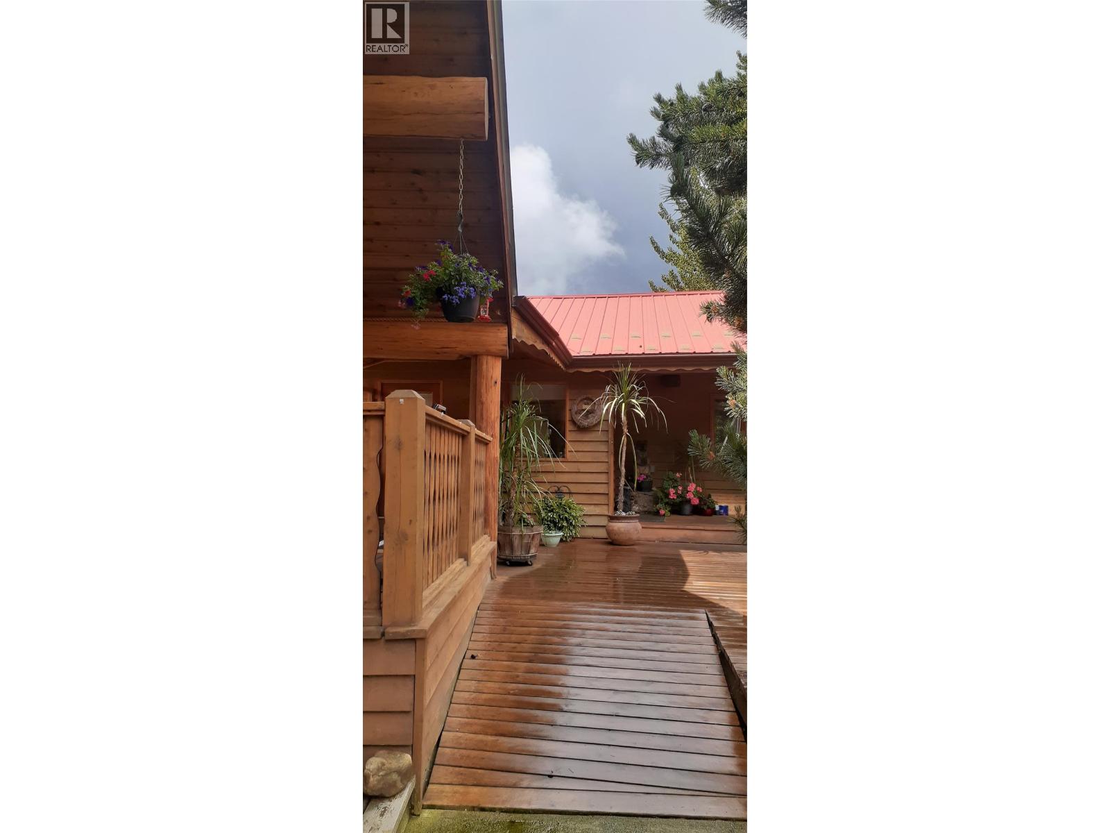 5177 Clearwater Valley Road, Clearwater, British Columbia  V0E 1N1 - Photo 7 - 10396625