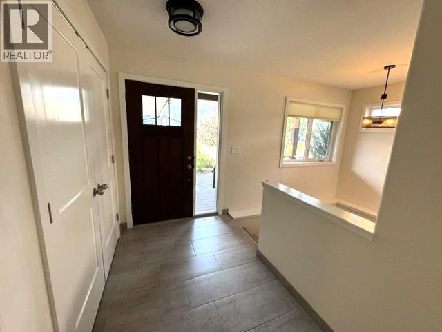 156 Shadow Mountain Boulevard, Cranbrook, British Columbia  V1C 0C6 - Photo 16 - 10396512
