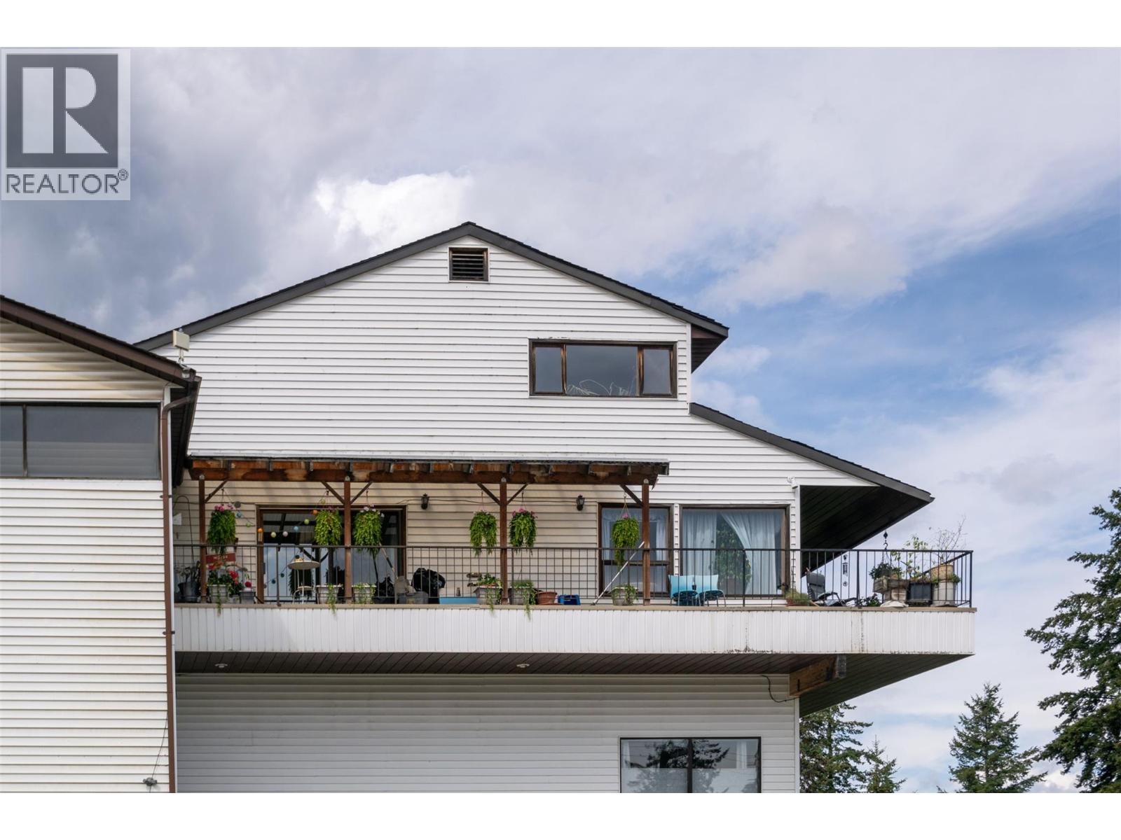 1261 Trans Canada Highway Unit# 1 Lot# 15, Sorrento, British Columbia  V0E 2W0 - Photo 2 - 10396564