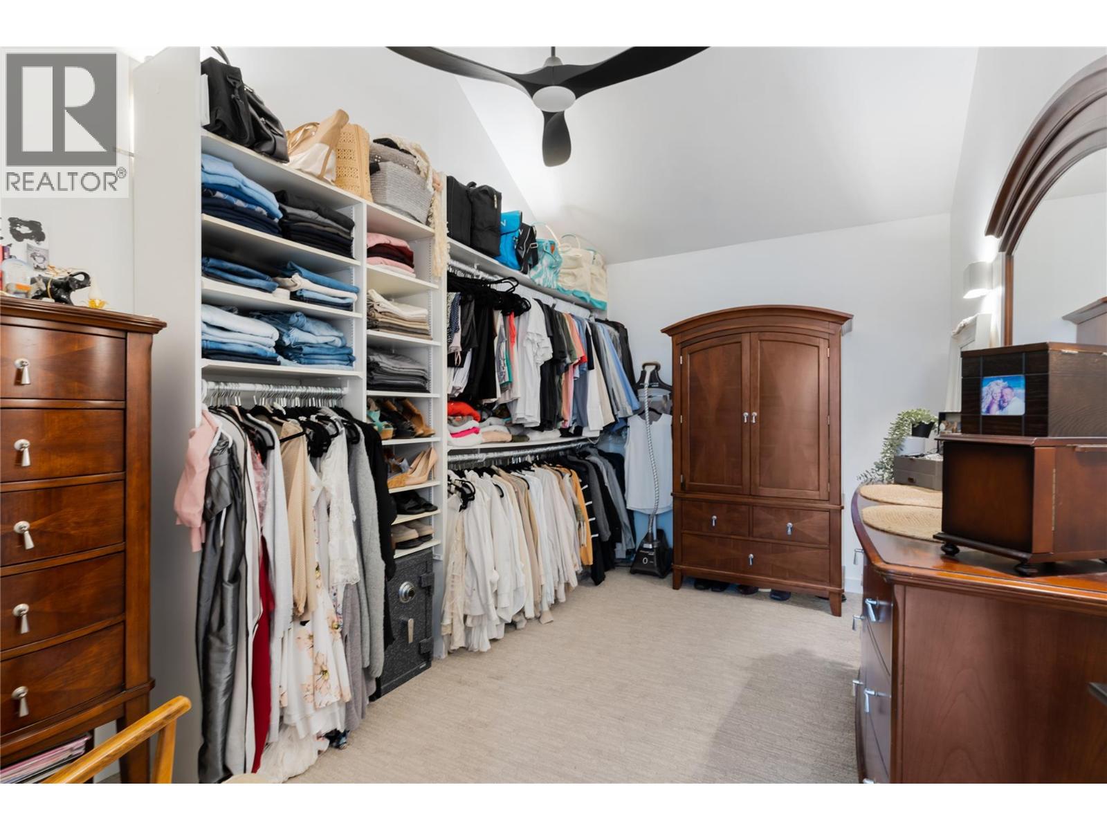 2060 Bennett Road, Kelowna, British Columbia  V1V 2C1 - Photo 39 - 10396647