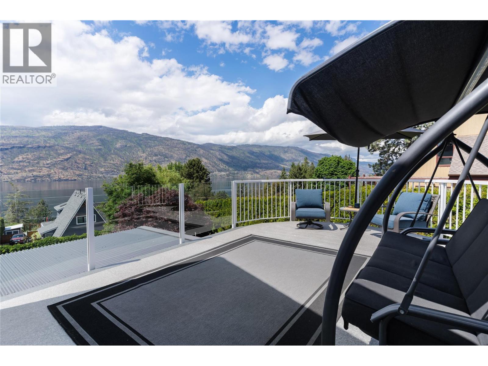 2060 Bennett Road, Kelowna, British Columbia  V1V 2C1 - Photo 41 - 10396647
