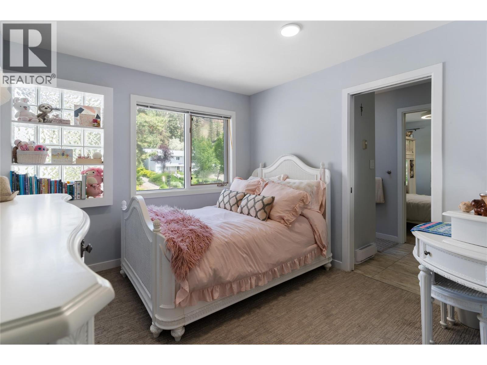 2060 Bennett Road, Kelowna, British Columbia  V1V 2C1 - Photo 43 - 10396647