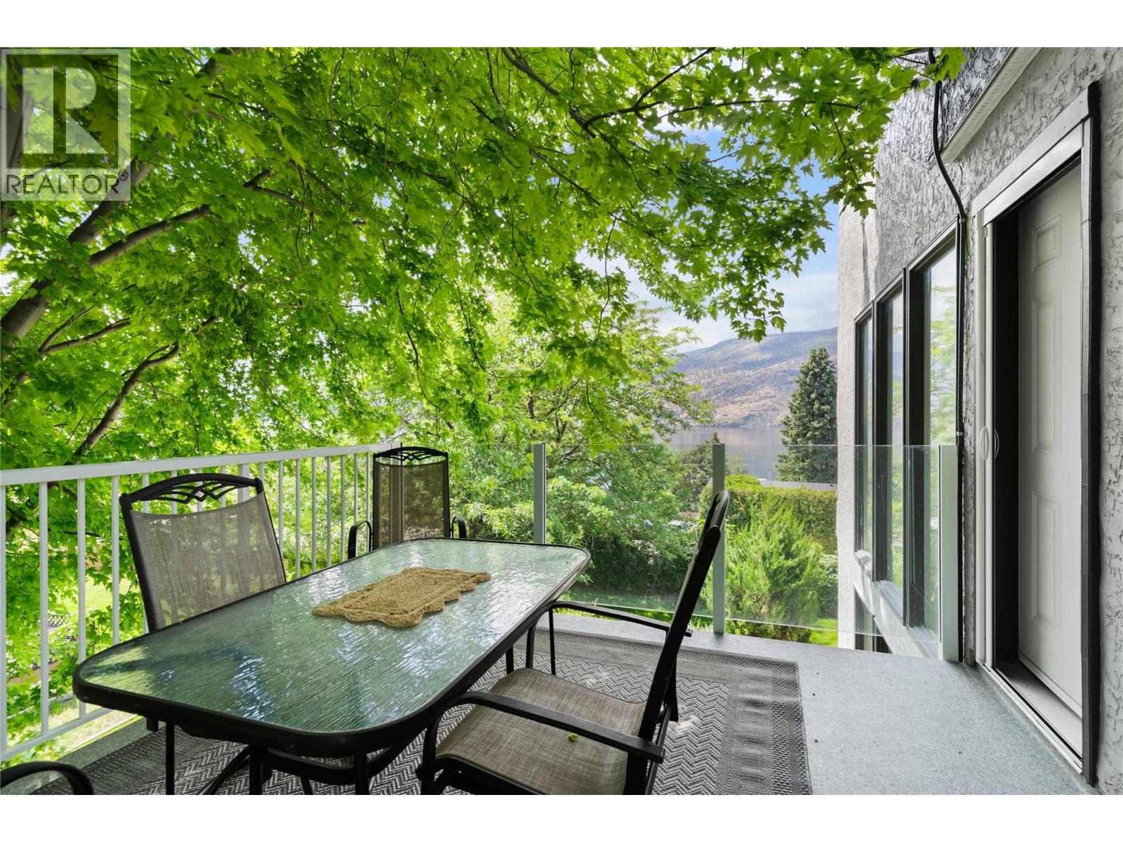 2060 Bennett Road, Kelowna, British Columbia  V1V 2C1 - Photo 48 - 10396647