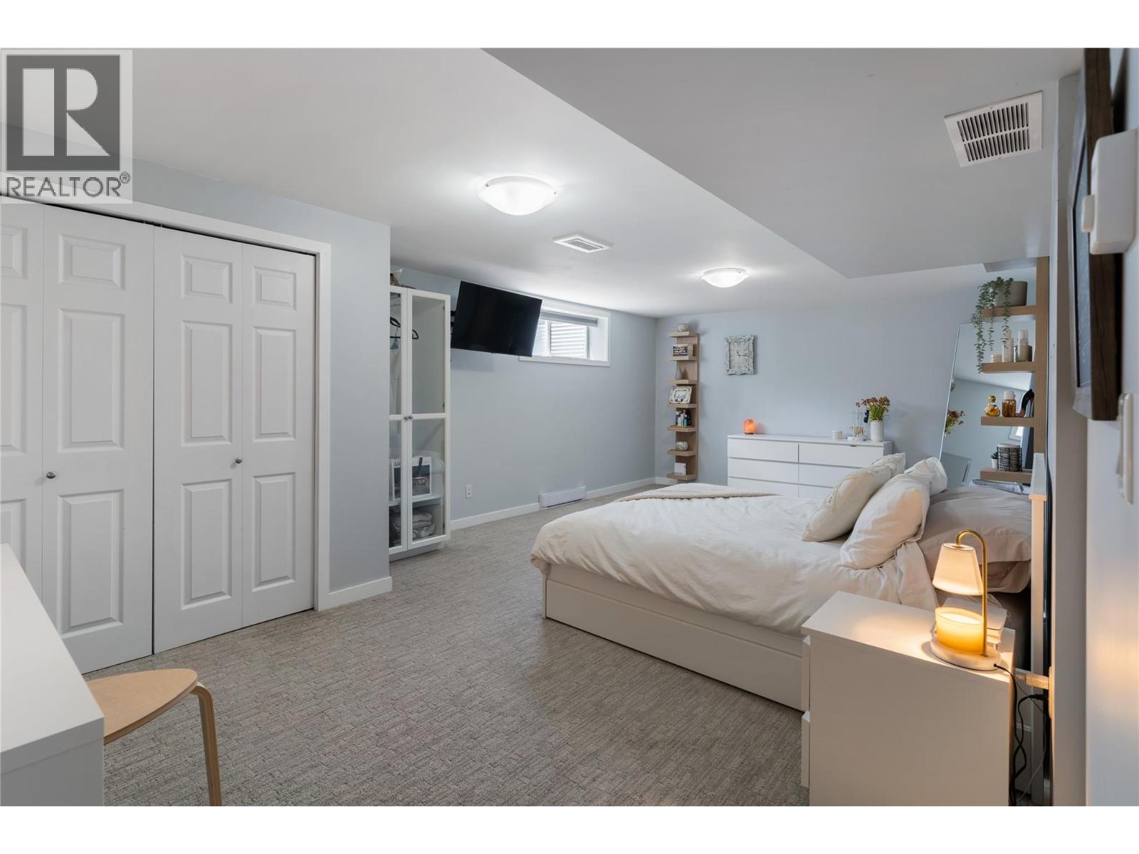 2060 Bennett Road, Kelowna, British Columbia  V1V 2C1 - Photo 56 - 10396647