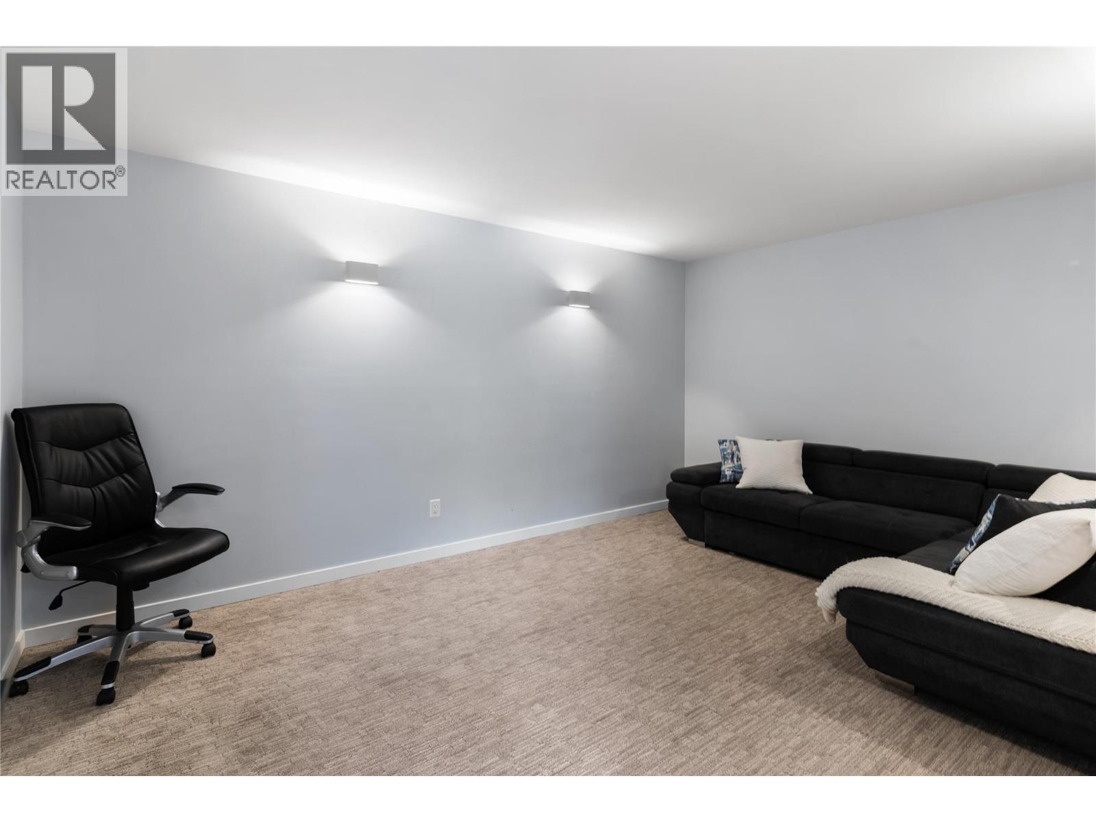 2060 Bennett Road, Kelowna, British Columbia  V1V 2C1 - Photo 60 - 10396647