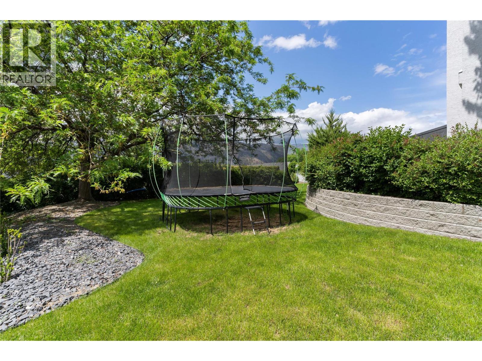 2060 Bennett Road, Kelowna, British Columbia  V1V 2C1 - Photo 62 - 10396647