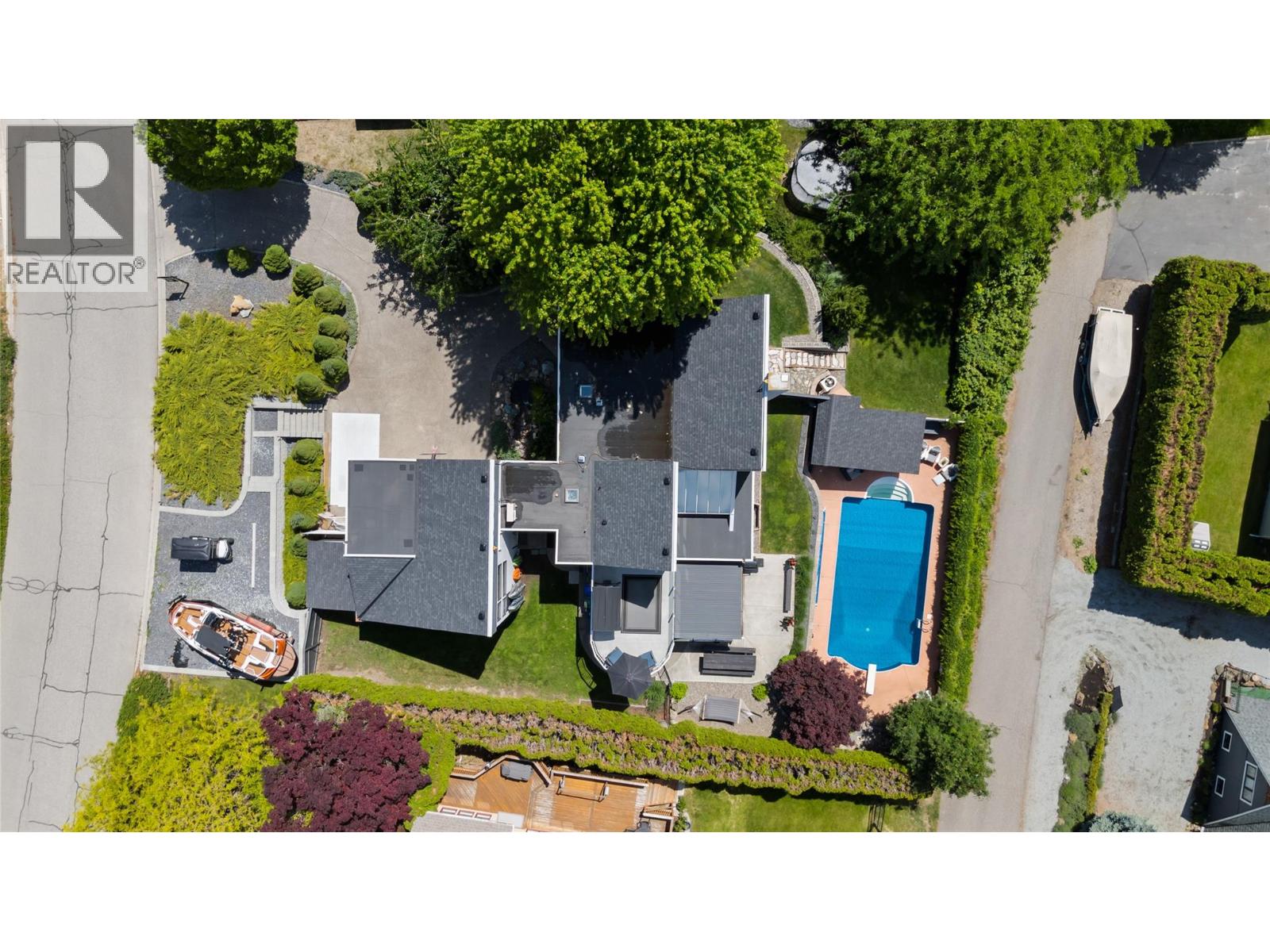 2060 Bennett Road, Kelowna, British Columbia  V1V 2C1 - Photo 67 - 10396647