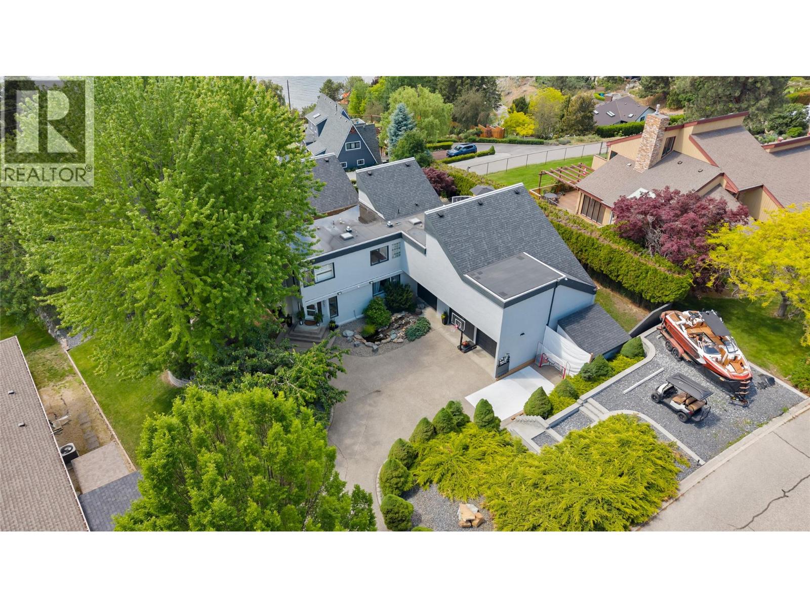 2060 Bennett Road, Kelowna, British Columbia  V1V 2C1 - Photo 68 - 10396647