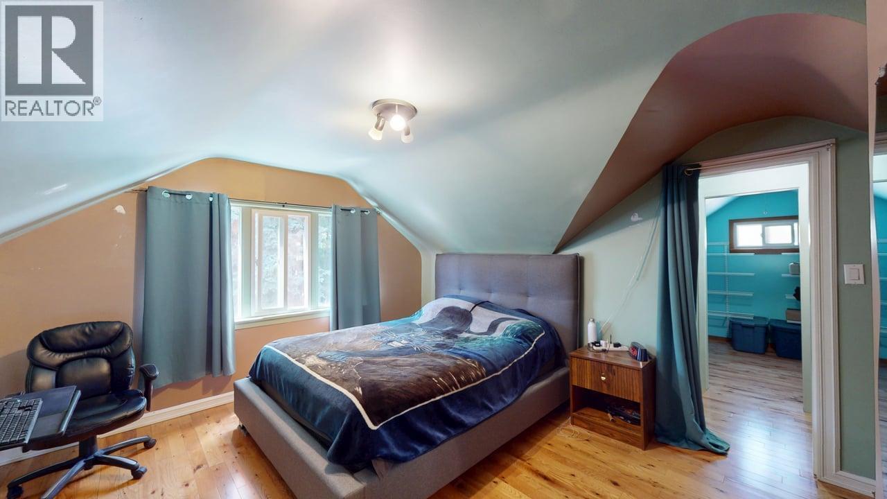 2066 Caughlin Road, Fruitvale, British Columbia  V0G 1L1 - Photo 31 - 10395822