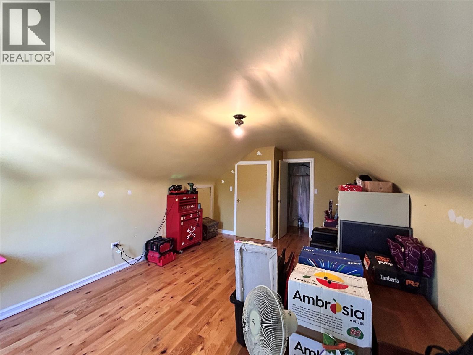 2066 Caughlin Road, Fruitvale, British Columbia  V0G 1L1 - Photo 39 - 10395822