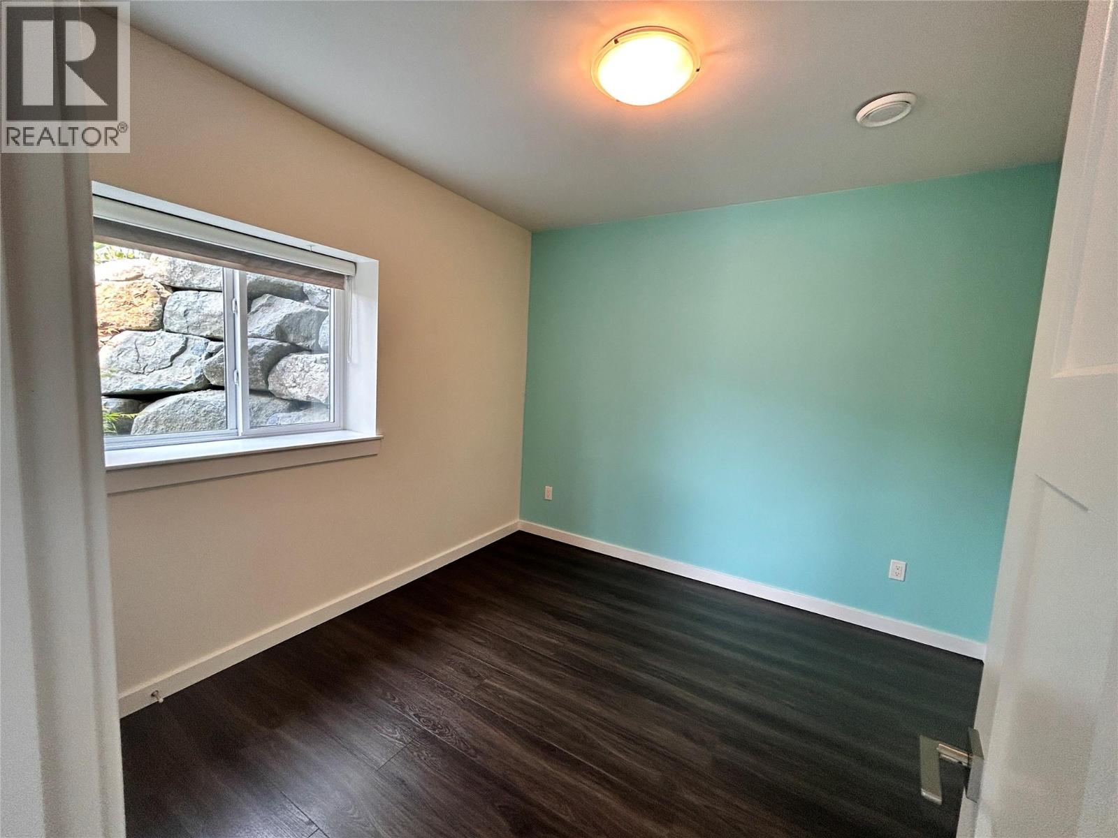 944 Redstone Drive, Rossland, British Columbia  V0G 1Y0 - Photo 13 - 10384040