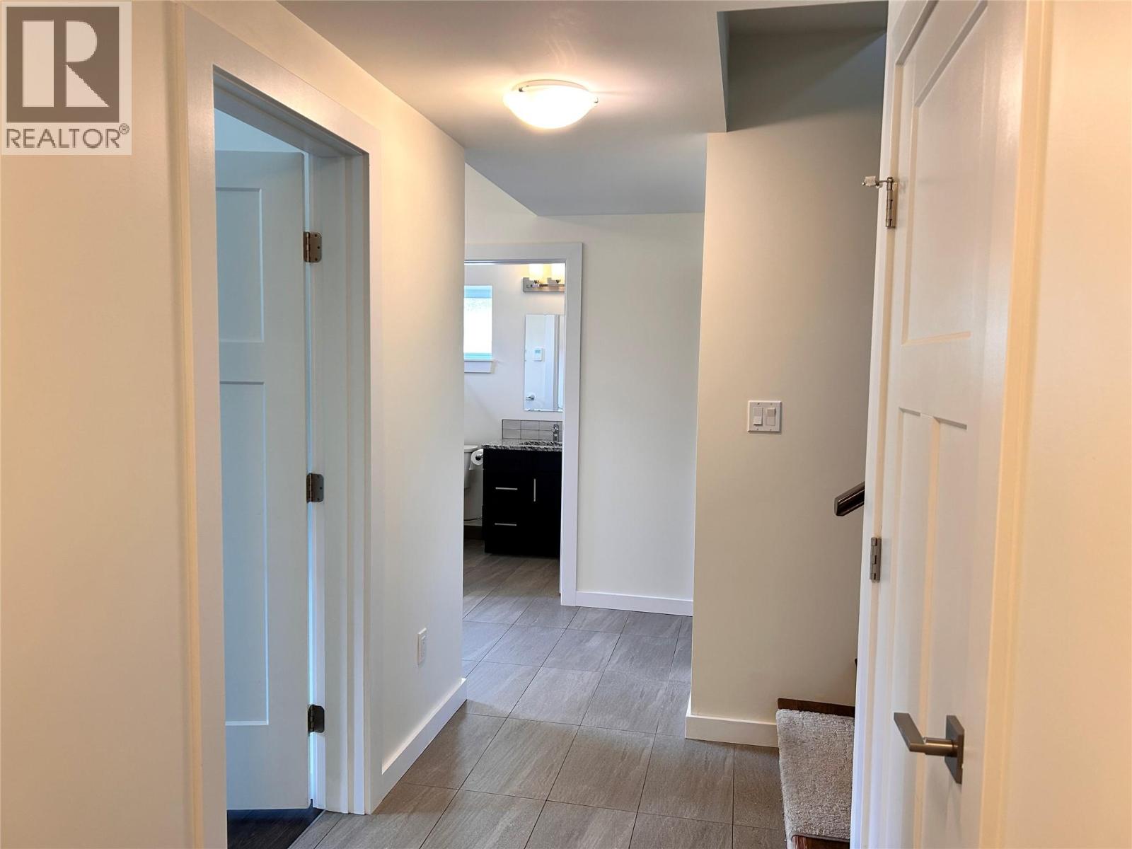 944 Redstone Drive, Rossland, British Columbia  V0G 1Y0 - Photo 20 - 10384040