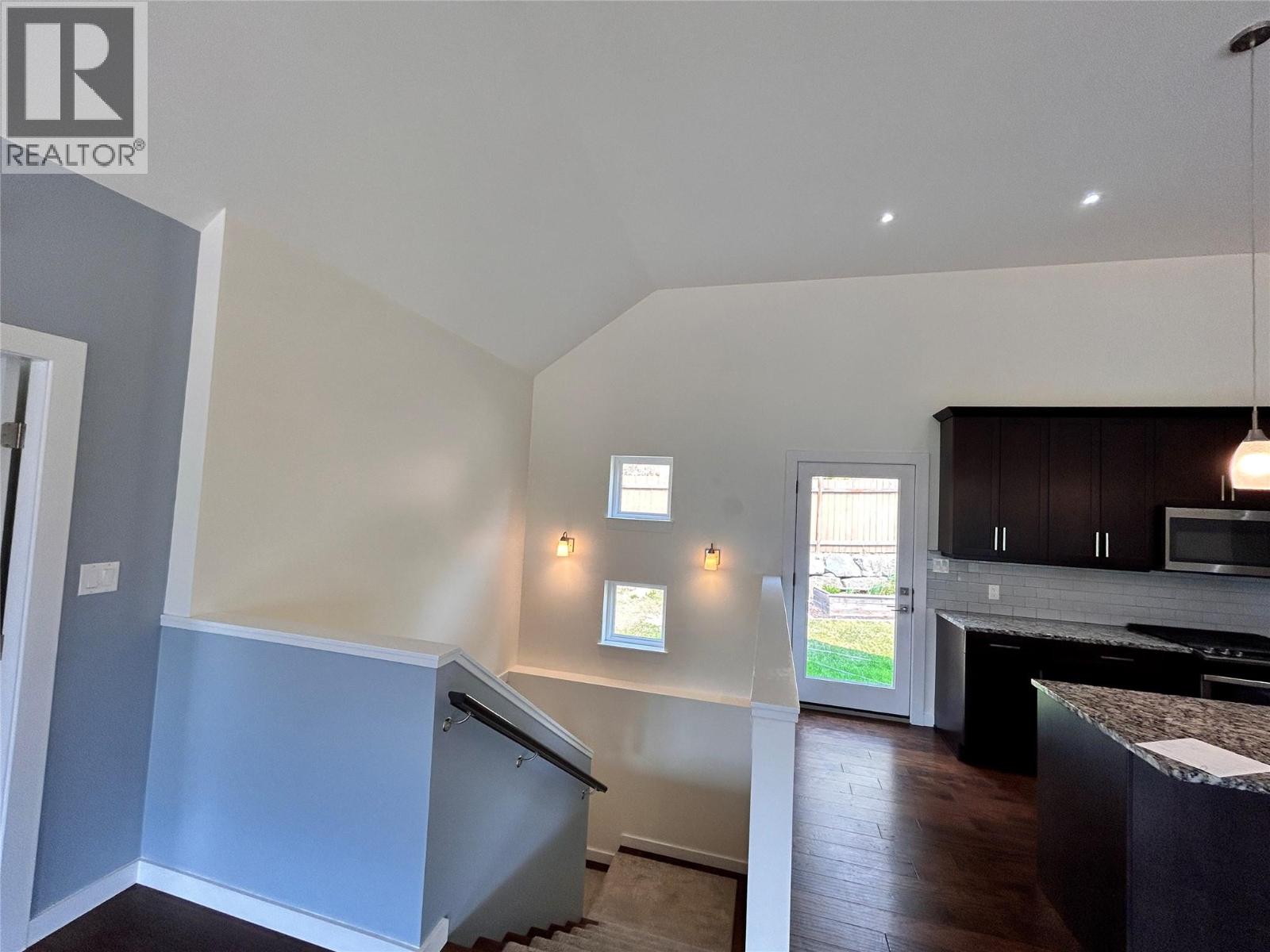 944 Redstone Drive, Rossland, British Columbia  V0G 1Y0 - Photo 26 - 10384040