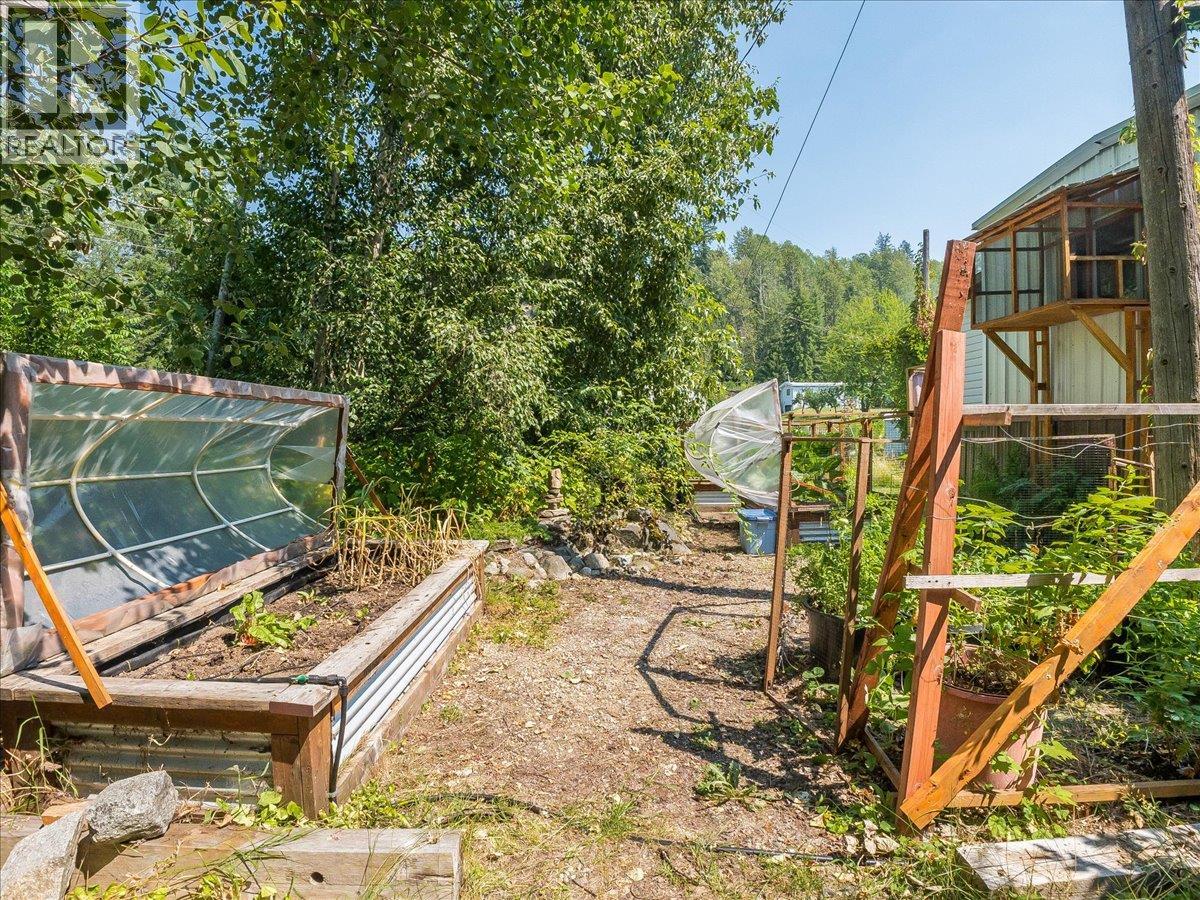 2917 Georama Road Unit# 18, Nelson, British Columbia  V1L 6Y7 - Photo 14 - 10396633