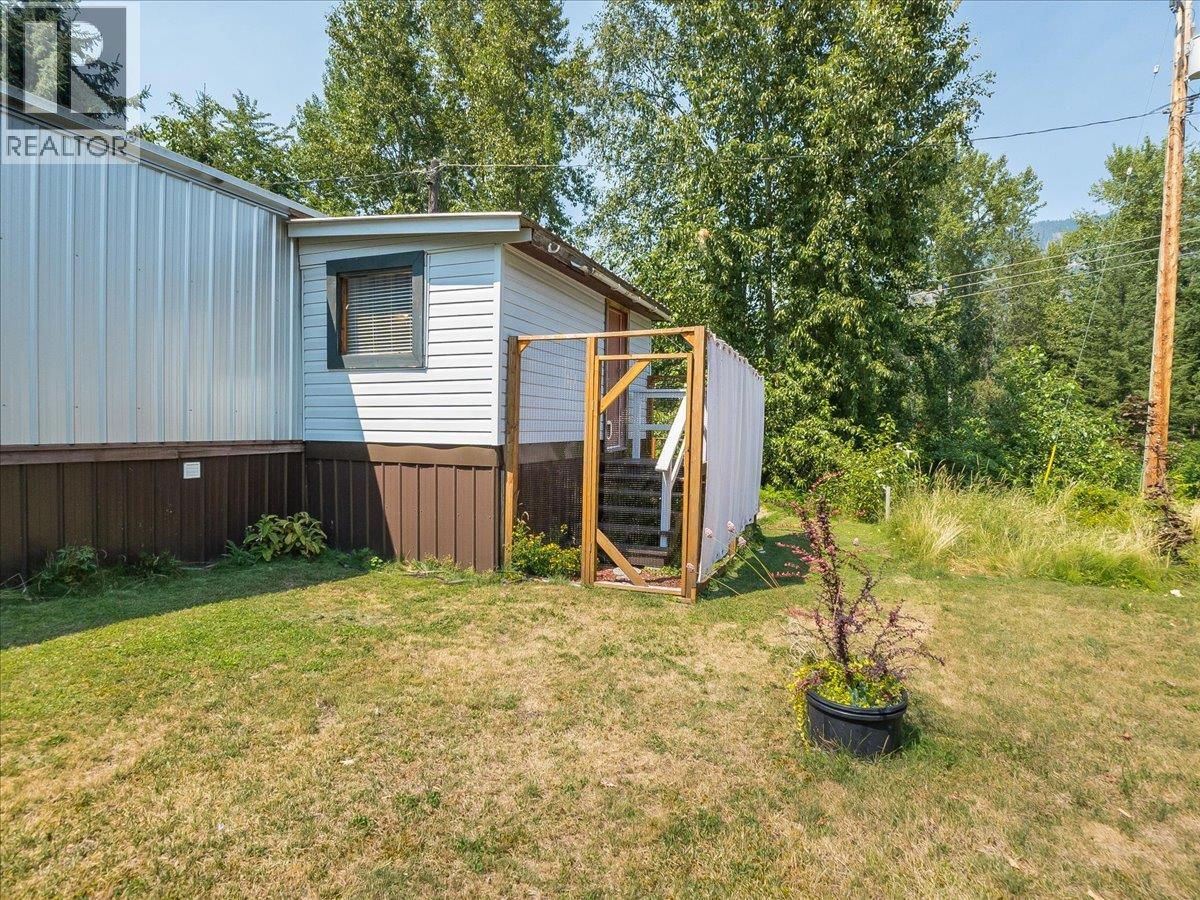 2917 Georama Road Unit# 18, Nelson, British Columbia  V1L 6Y7 - Photo 34 - 10396633