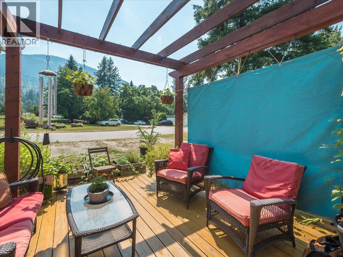 2917 Georama Road Unit# 18, Nelson, British Columbia  V1L 6Y7 - Photo 9 - 10396633