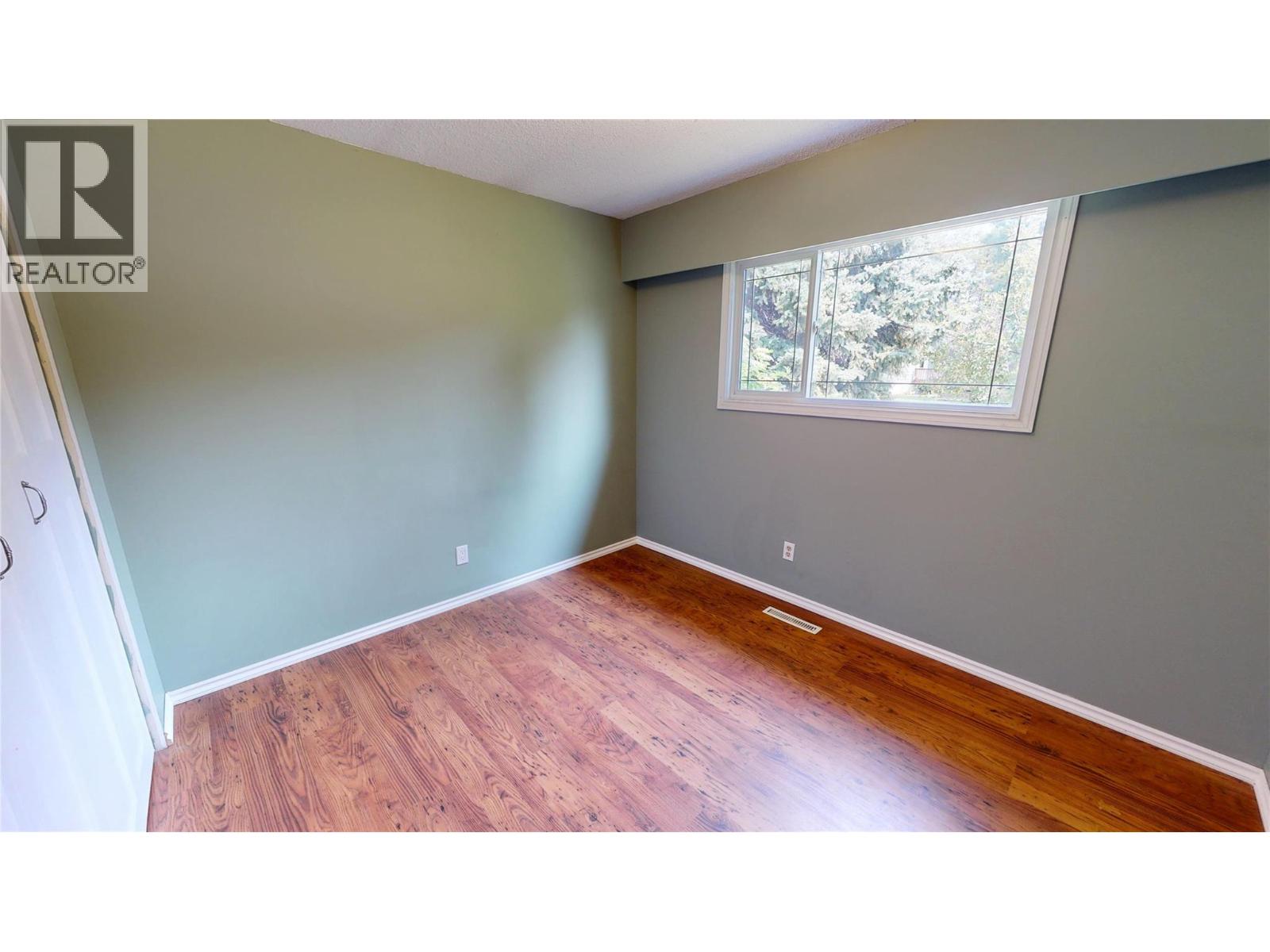 260 Blue Spruce Crescent, Sparwood, British Columbia  V0B 2G1 - Photo 18 - 10395950