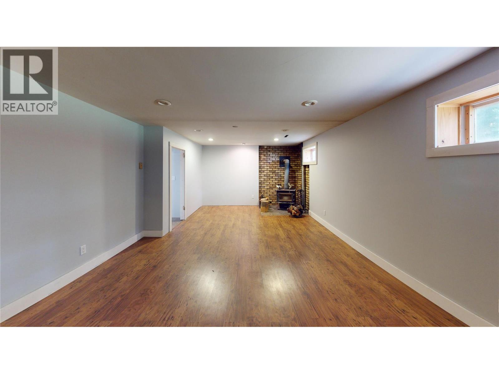 260 Blue Spruce Crescent, Sparwood, British Columbia  V0B 2G1 - Photo 27 - 10395950