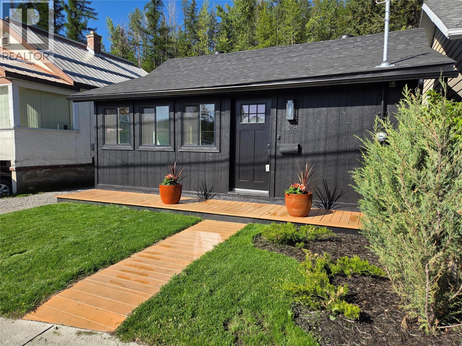 565 Wallinger Avenue, Kimberley, British Columbia  V1A 1Z8 - Photo 2 - 10396669