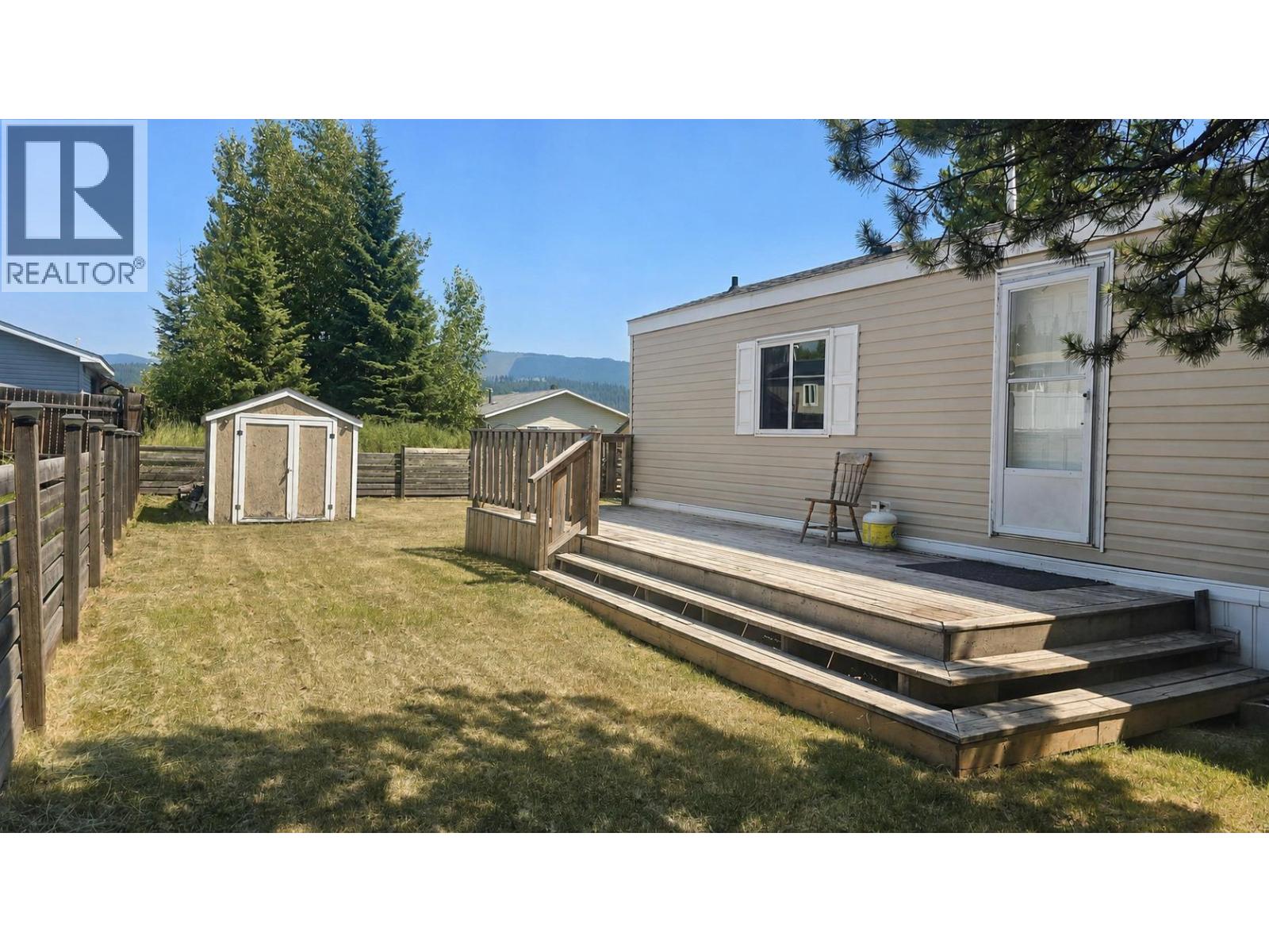 45 Dawson Crescent, Elkford, British Columbia  V0B 1H0 - Photo 18 - 10396377