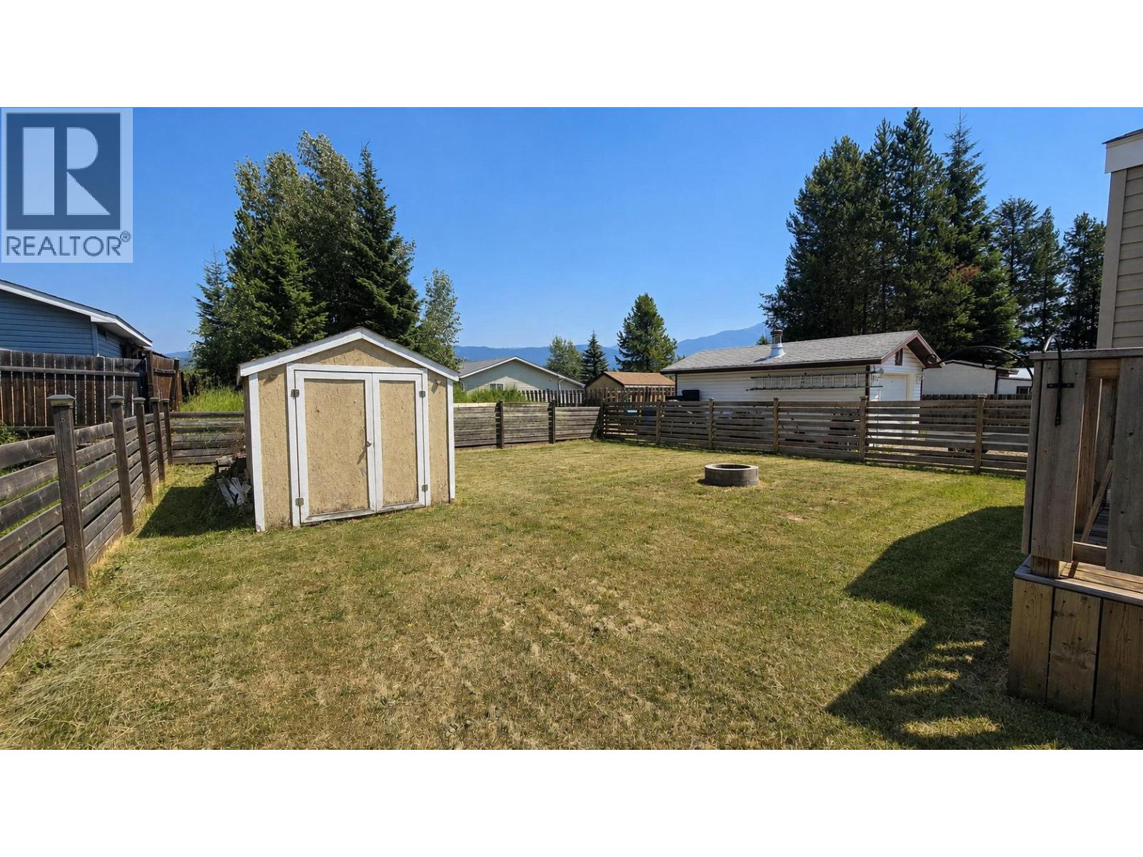 45 Dawson Crescent, Elkford, British Columbia  V0B 1H0 - Photo 19 - 10396377