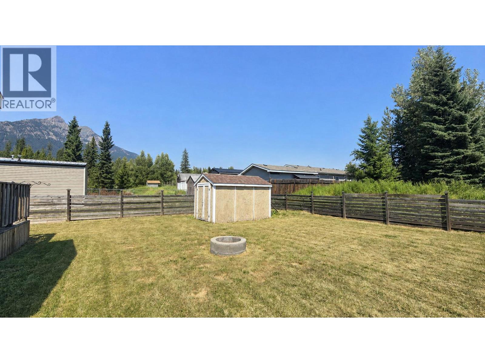 45 Dawson Crescent, Elkford, British Columbia  V0B 1H0 - Photo 20 - 10396377